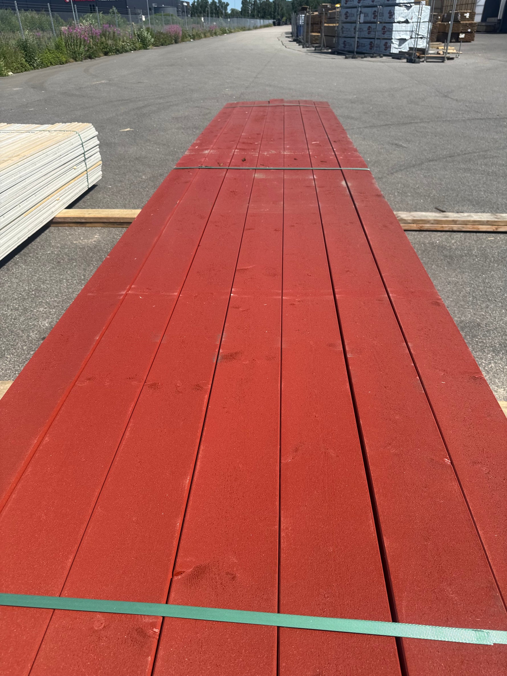 Paket Finsågad 22x145 mm, 203 st 5,40 m Röd