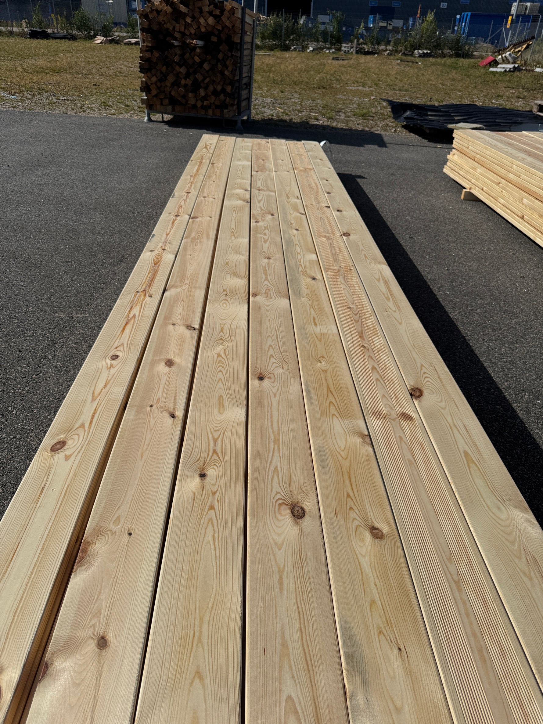 Paket Rillad 28x145 – 42st – 4.80 m – ANDRASORTERING