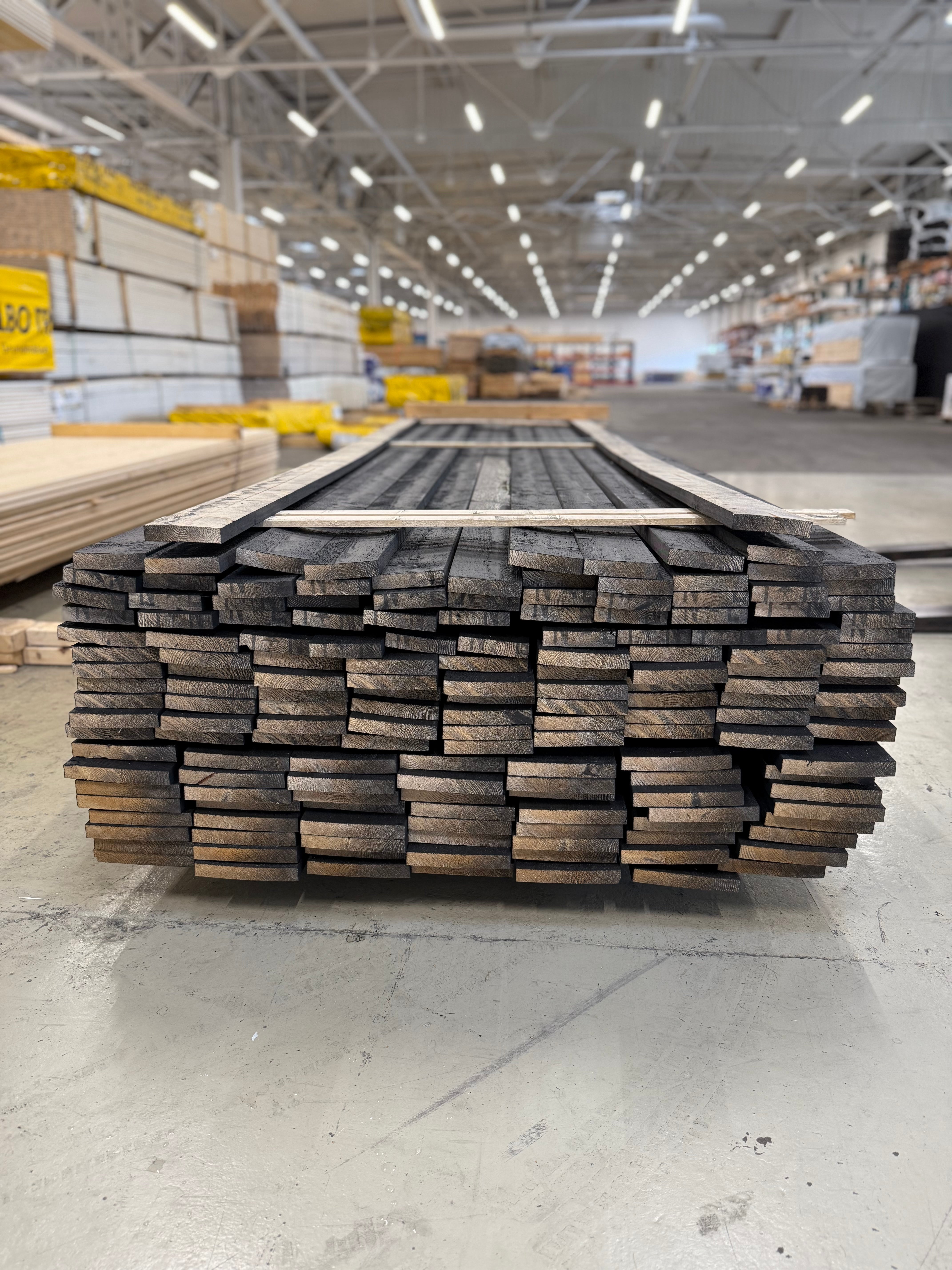 Paket Finsågade Brädor – Blandade dimensioner 167st 4.20m