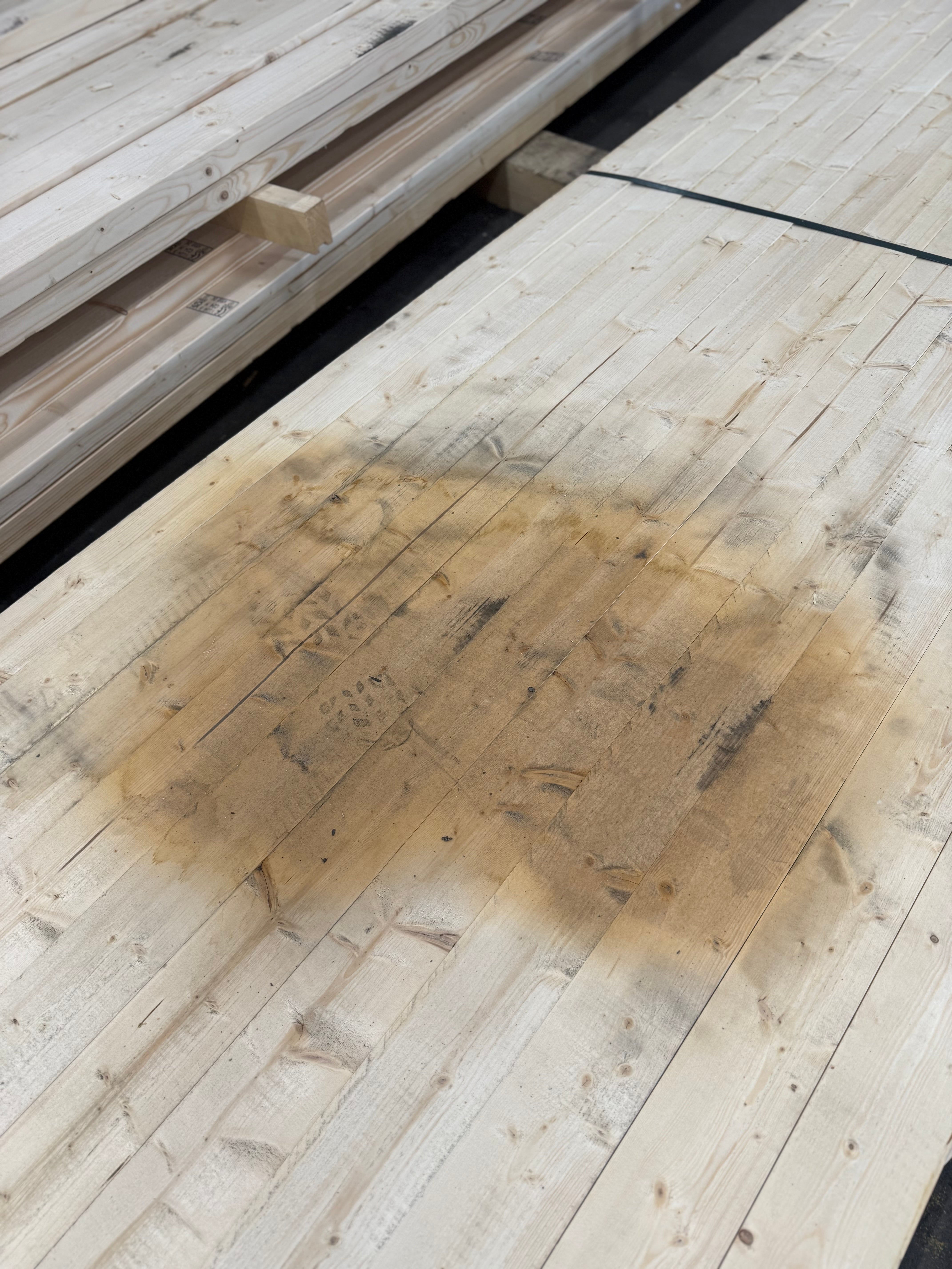 Paket Finsågad Panel 17x95mm 77st 3.60m