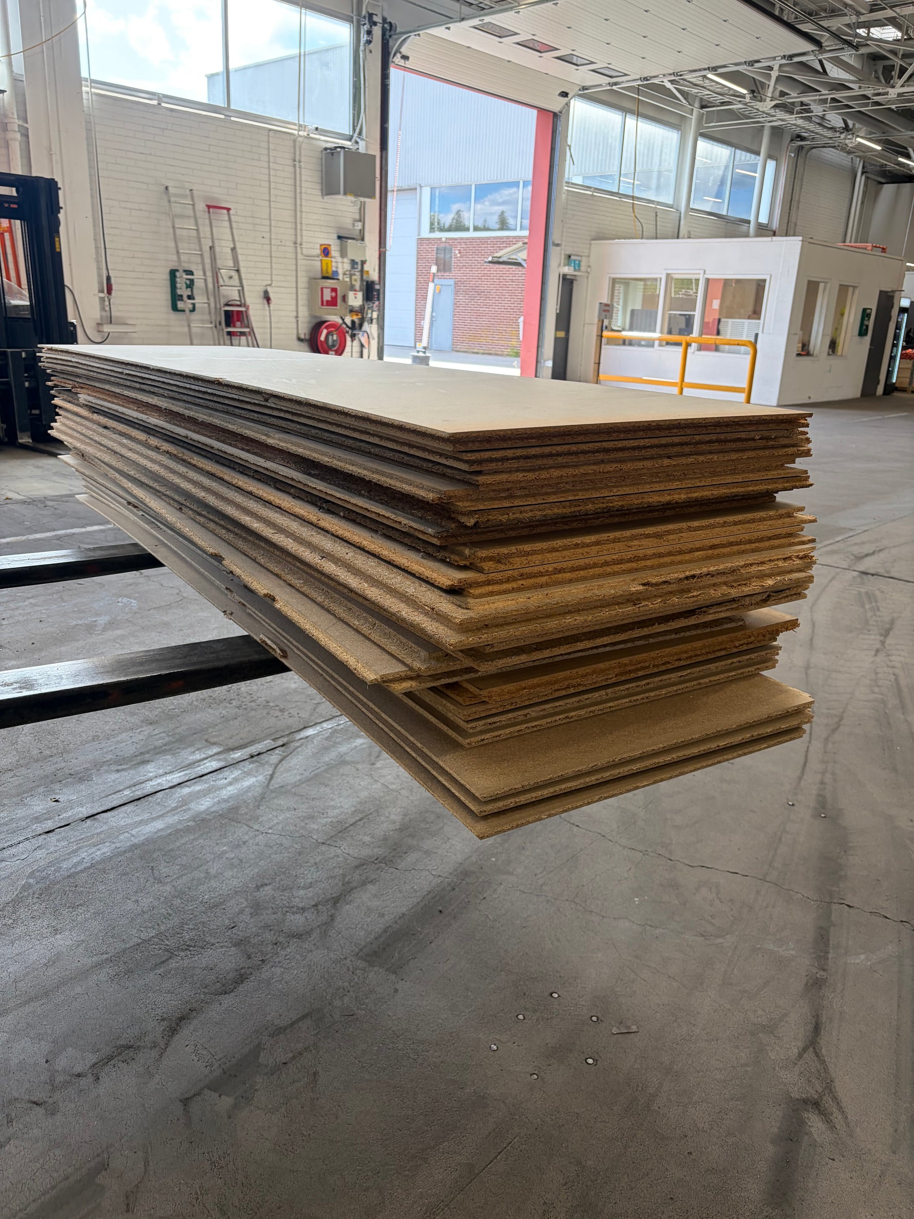 Parti Golvspånskivor 22x620x2420mm, Utsorterade – 24st
