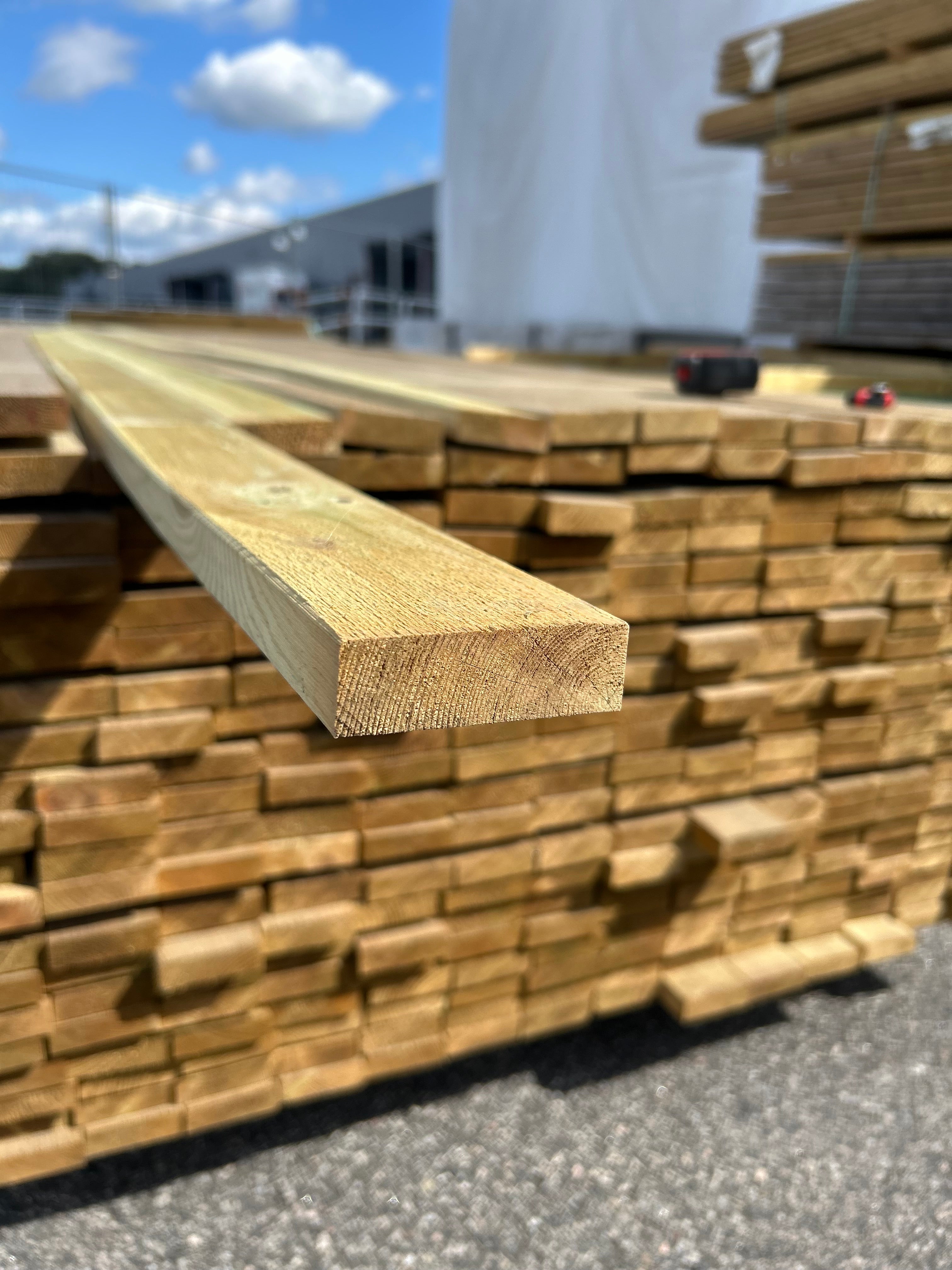 Tryckimpregnerad Panel 22x70 Furu – Finsågad