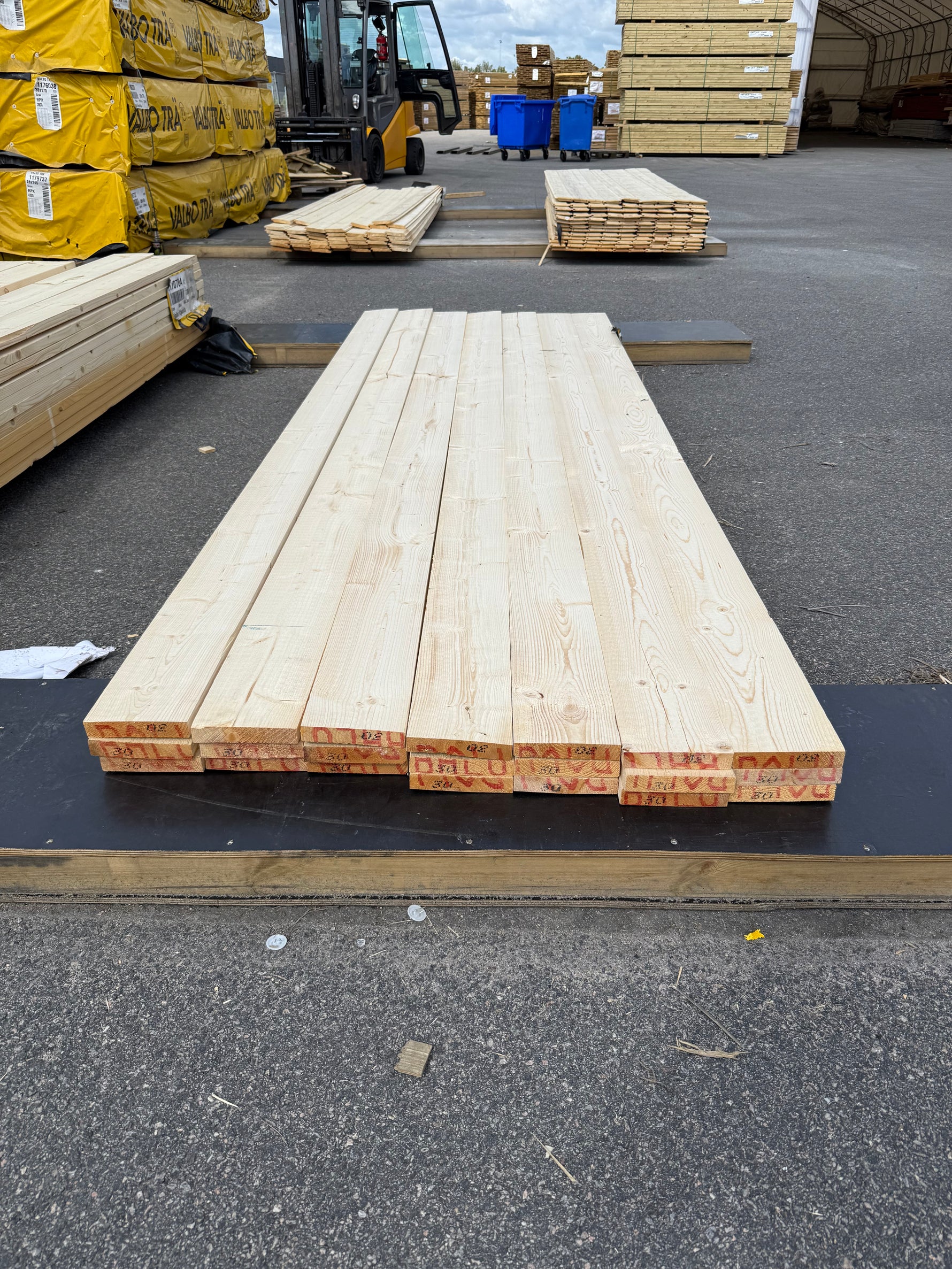 Paket Finsågade Brädor 28x145mm 3.0m 21st