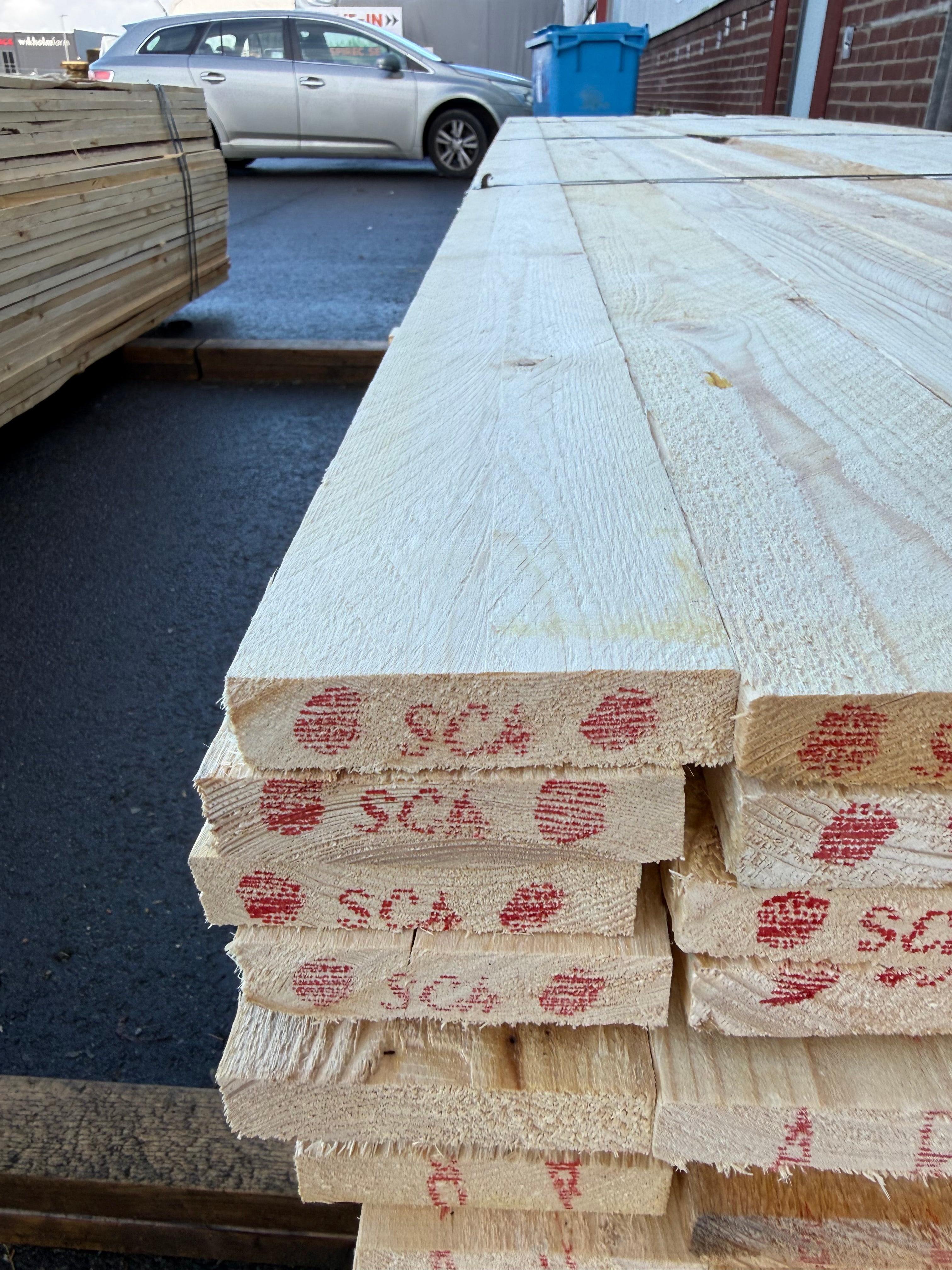 Paket Brädor 22x100mm Råsågade – 240 st (3,6–5,4 m, gran, obehandlad)