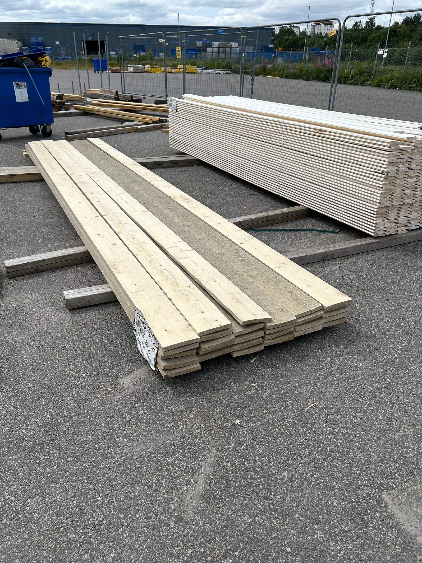 Paket Finsågade Brädor 22x170mm 5,40m 28st Lasyr