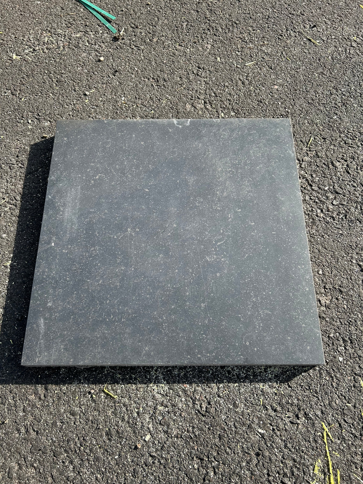 Pall GeoCeramica Impasto Svart 600×600×40 mm – 28 st, 10,08 m²