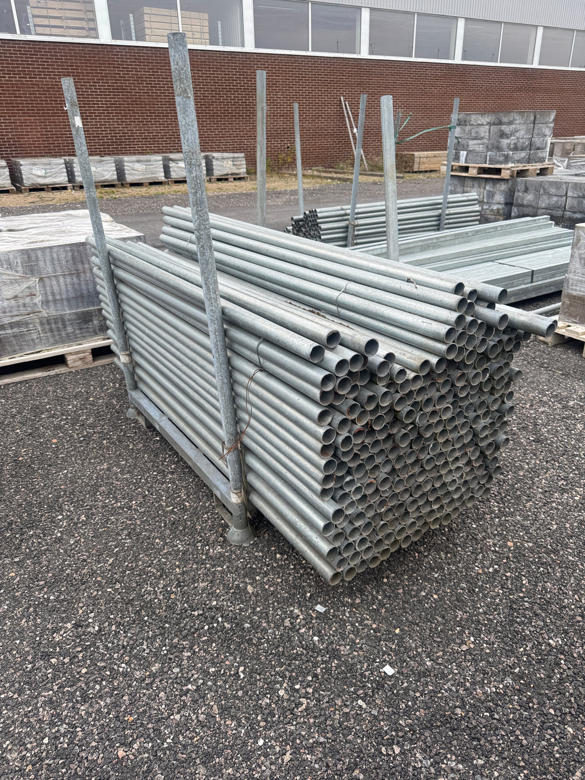 Pall Galvade Stålrör Ø45mm – 2,0m – 240st