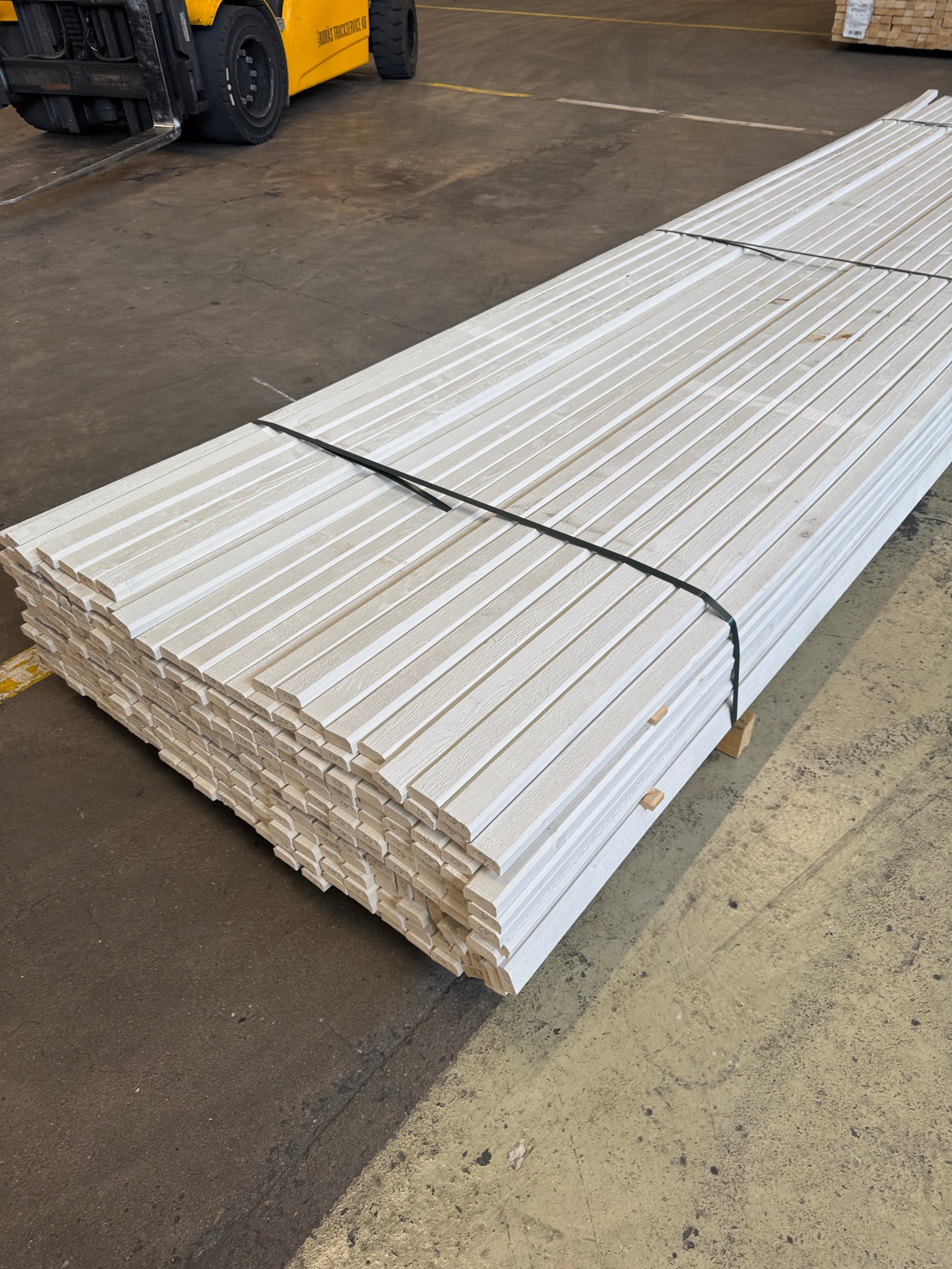 Paket Fasadläkt 22x45mm 4,20m – 260 st Vit