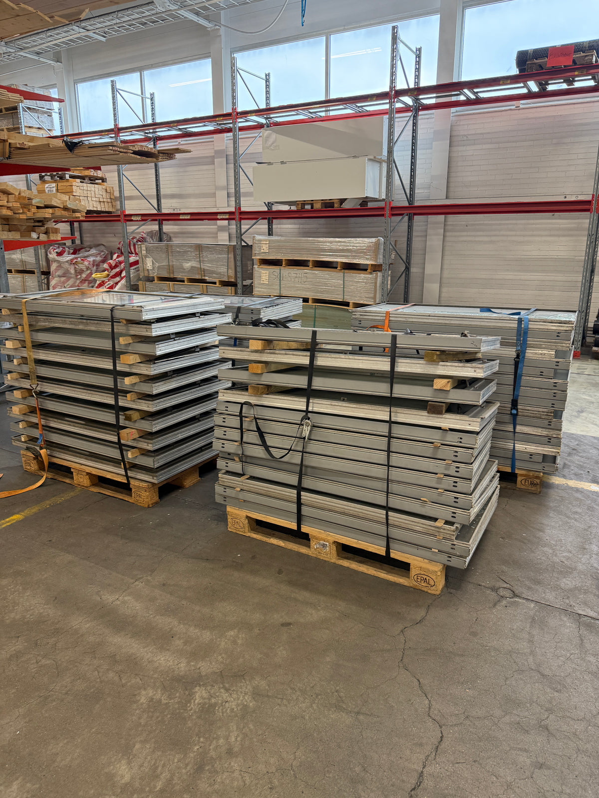 Parti Aluminiumfönster – 55 st (3- Glas)