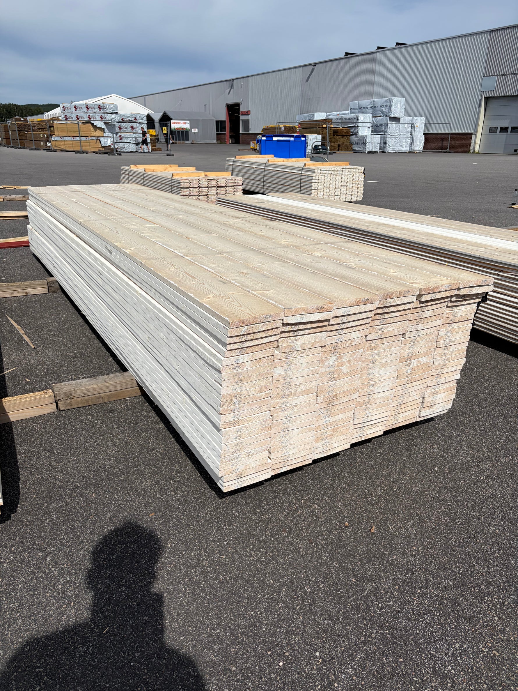 Paket Finsågade Brädor 22x170mm, 150st 4.50m Mellanstruken