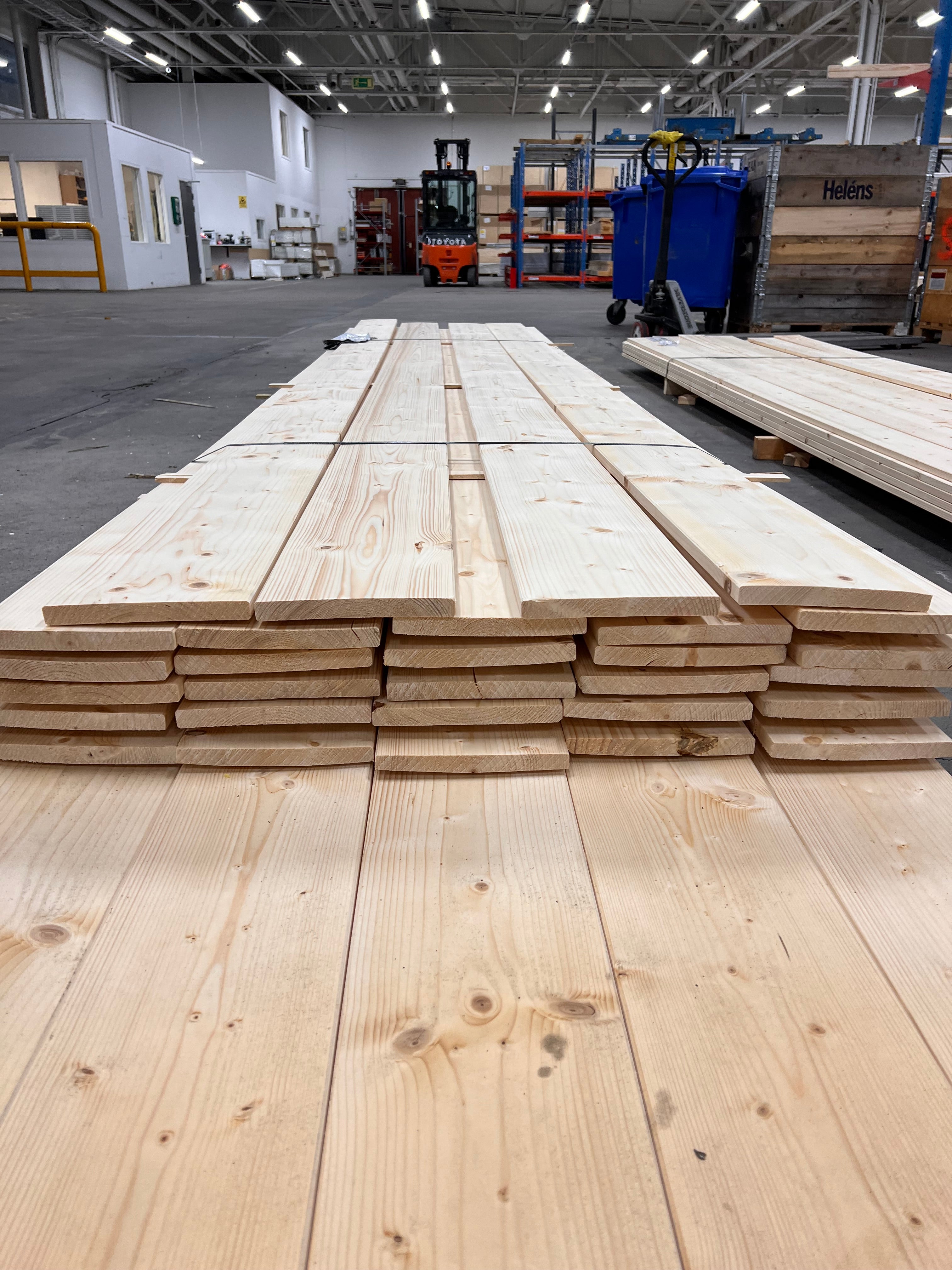 Paket Brädor Runtomhyvlat 20,3x194mm – 34 st (4,50–5,10 m, Utskott, Gran)