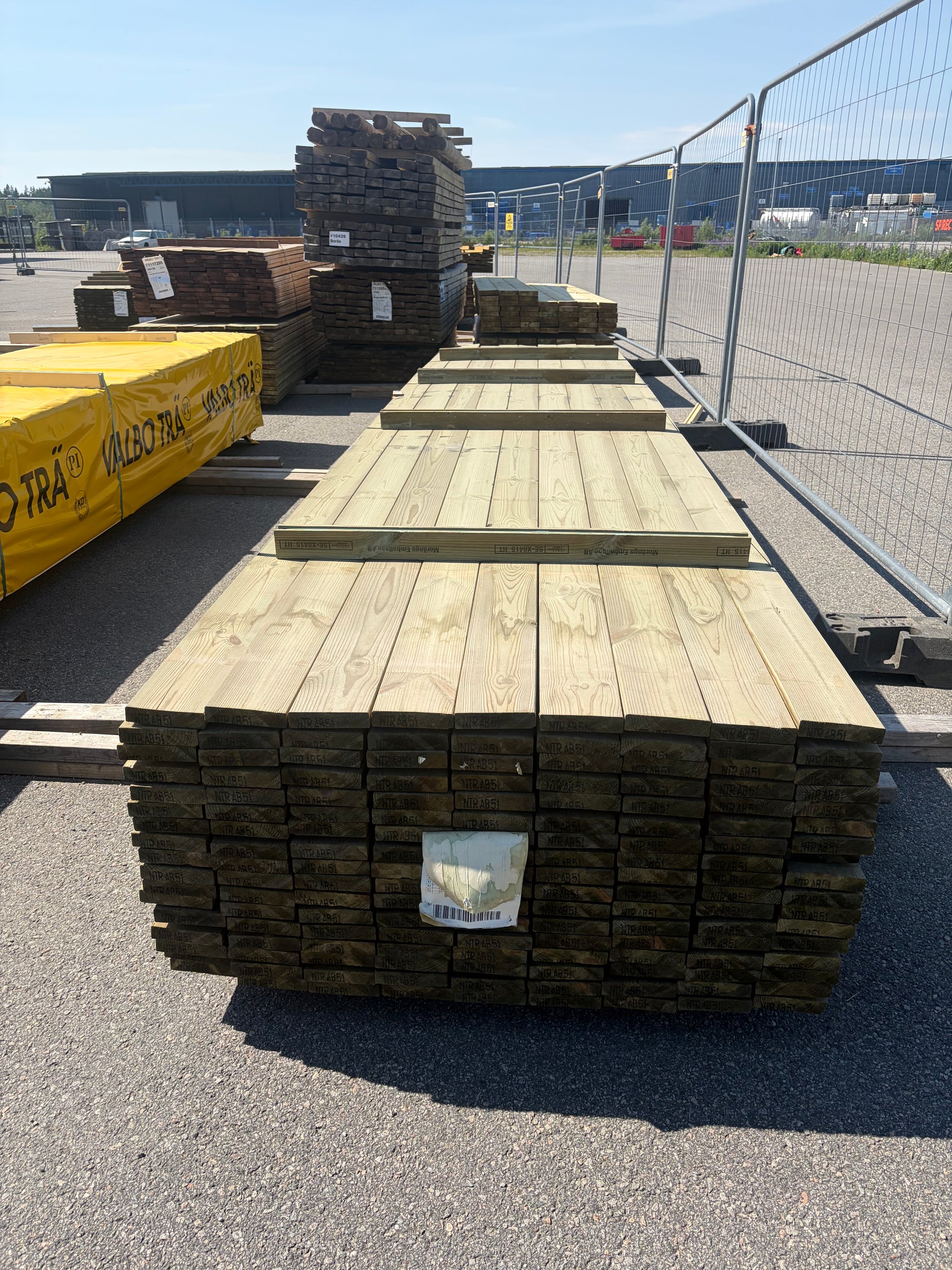 Paket Tryckimpregnerad Trall 28x120mm, 153st 5,1m