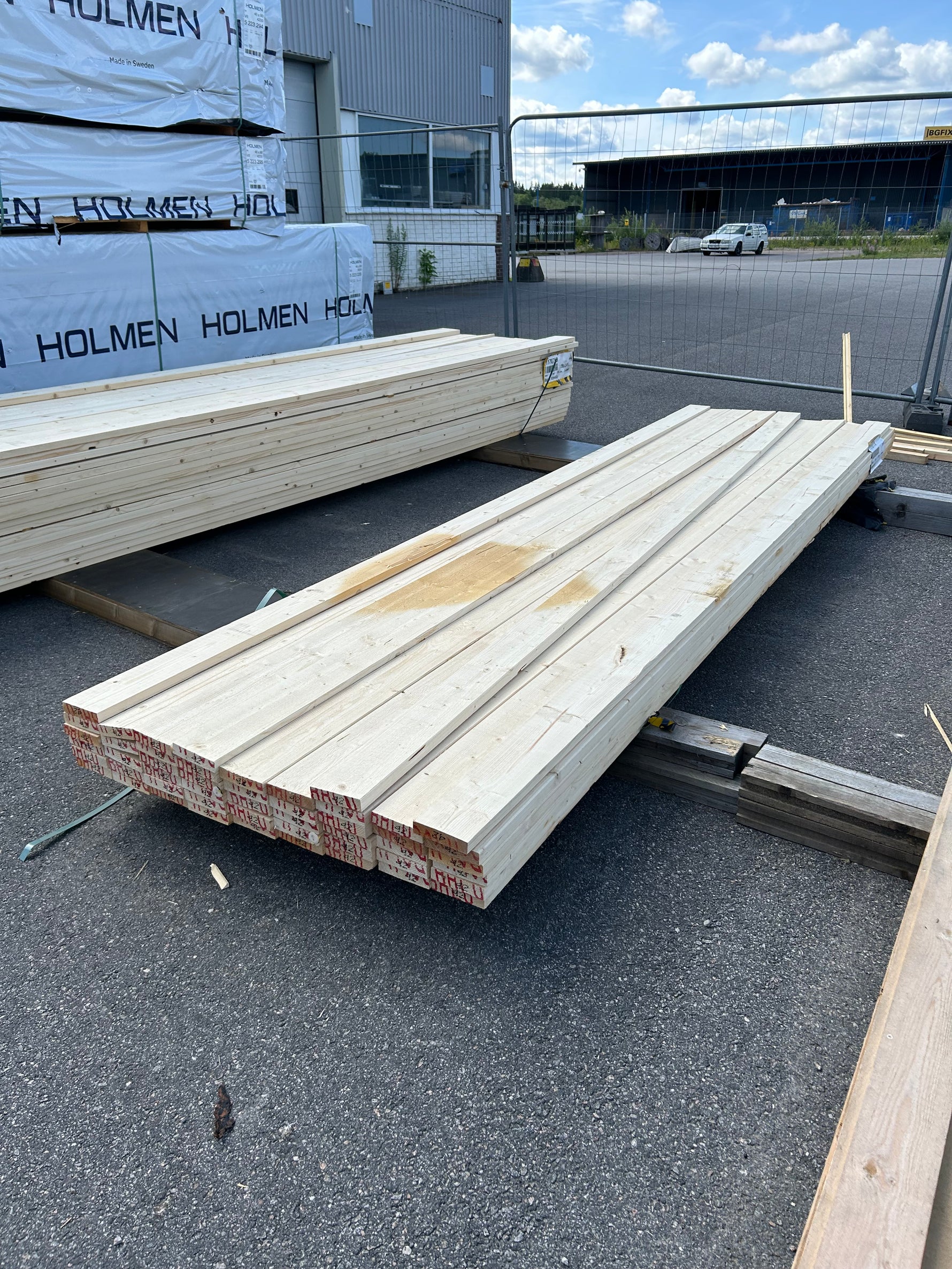 Paket Finsågade Brädor 28x120mm 4,20m 50st Obehandlade