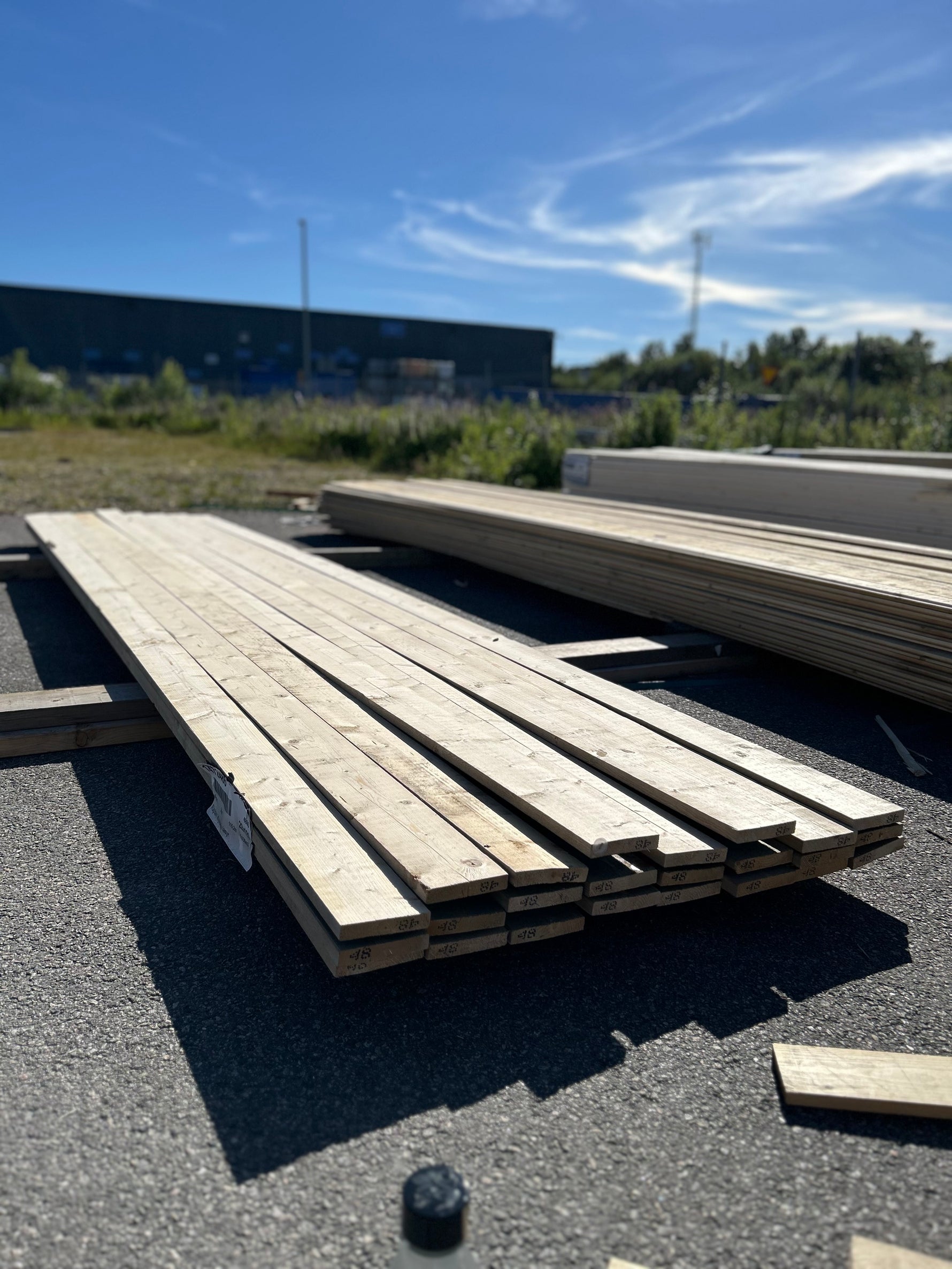 Paket Finsågade Brädor 22x120mm, 24st 4.80m Lasyr