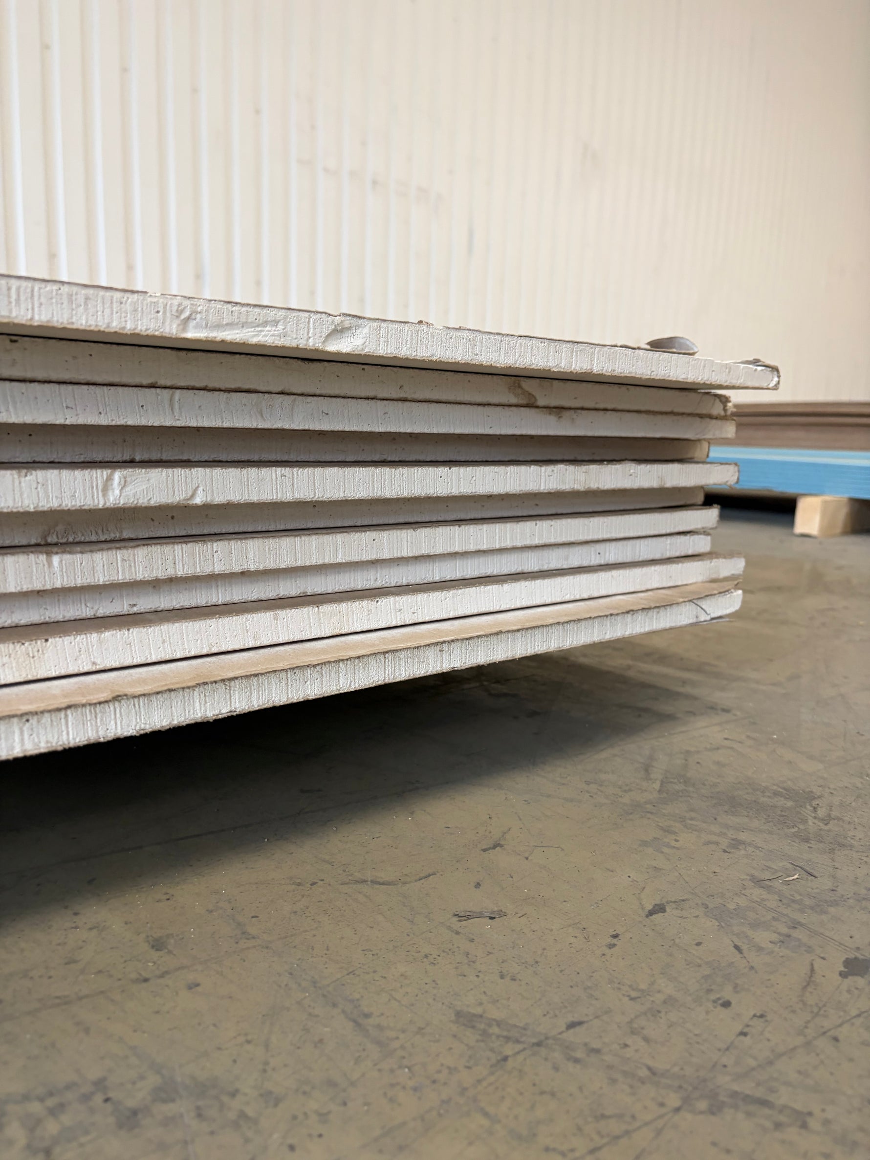 Paket Knauf Gipsskivor 15 mm, 9 st 900×2500 mm
