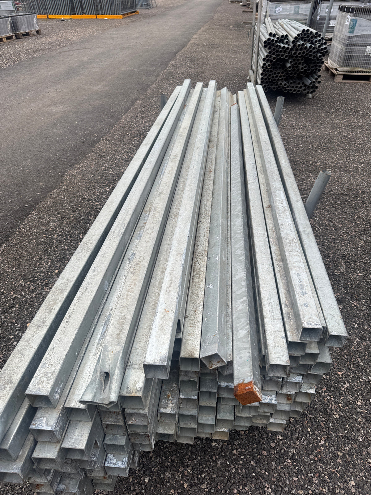Pall Galvade Fyrkantsrör 50x50mm – 2,76m – 96st