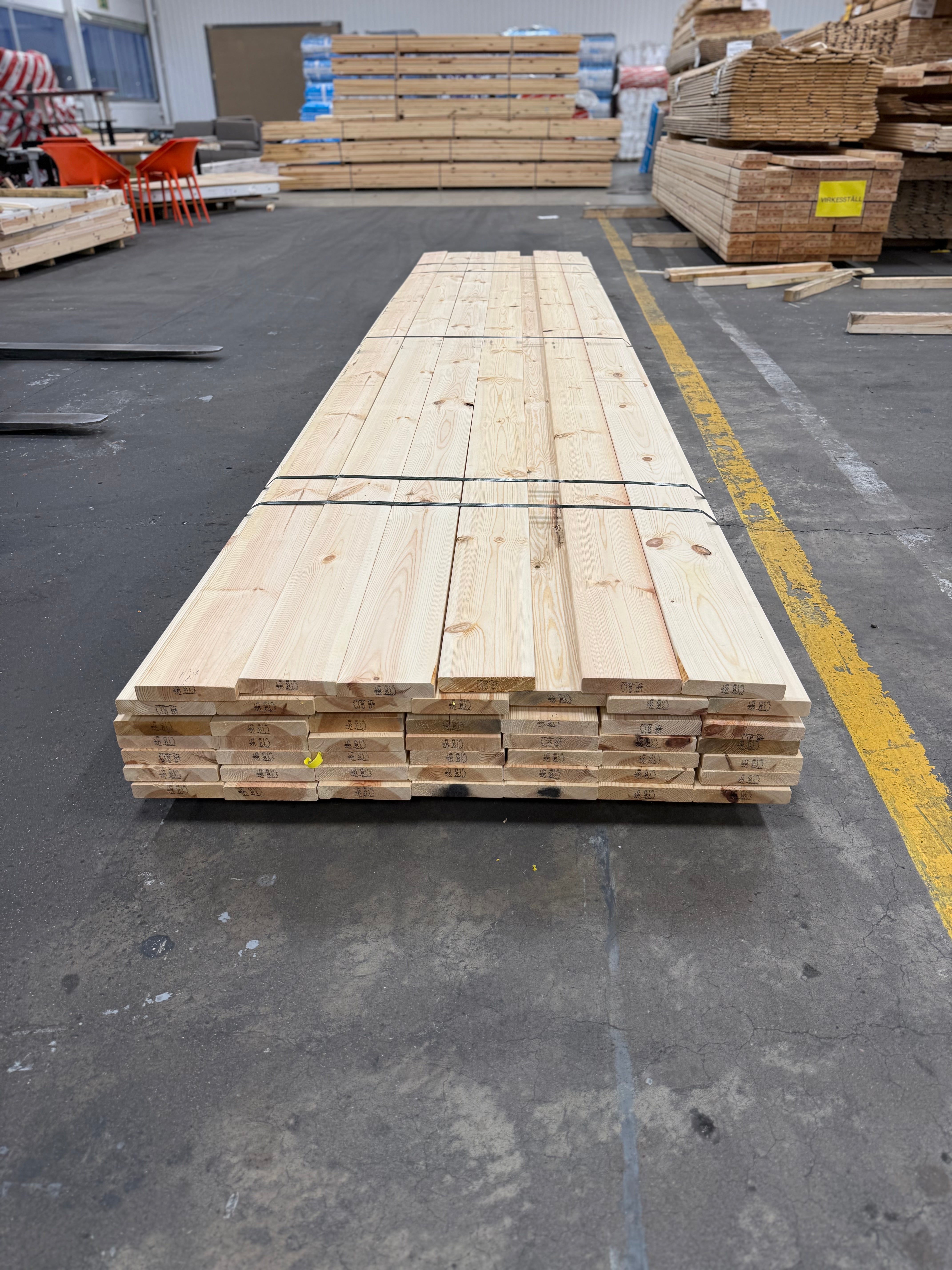 Paket Hyvlade Brädor 27x145mm 4.80m- 48st (Furu) B- sortering