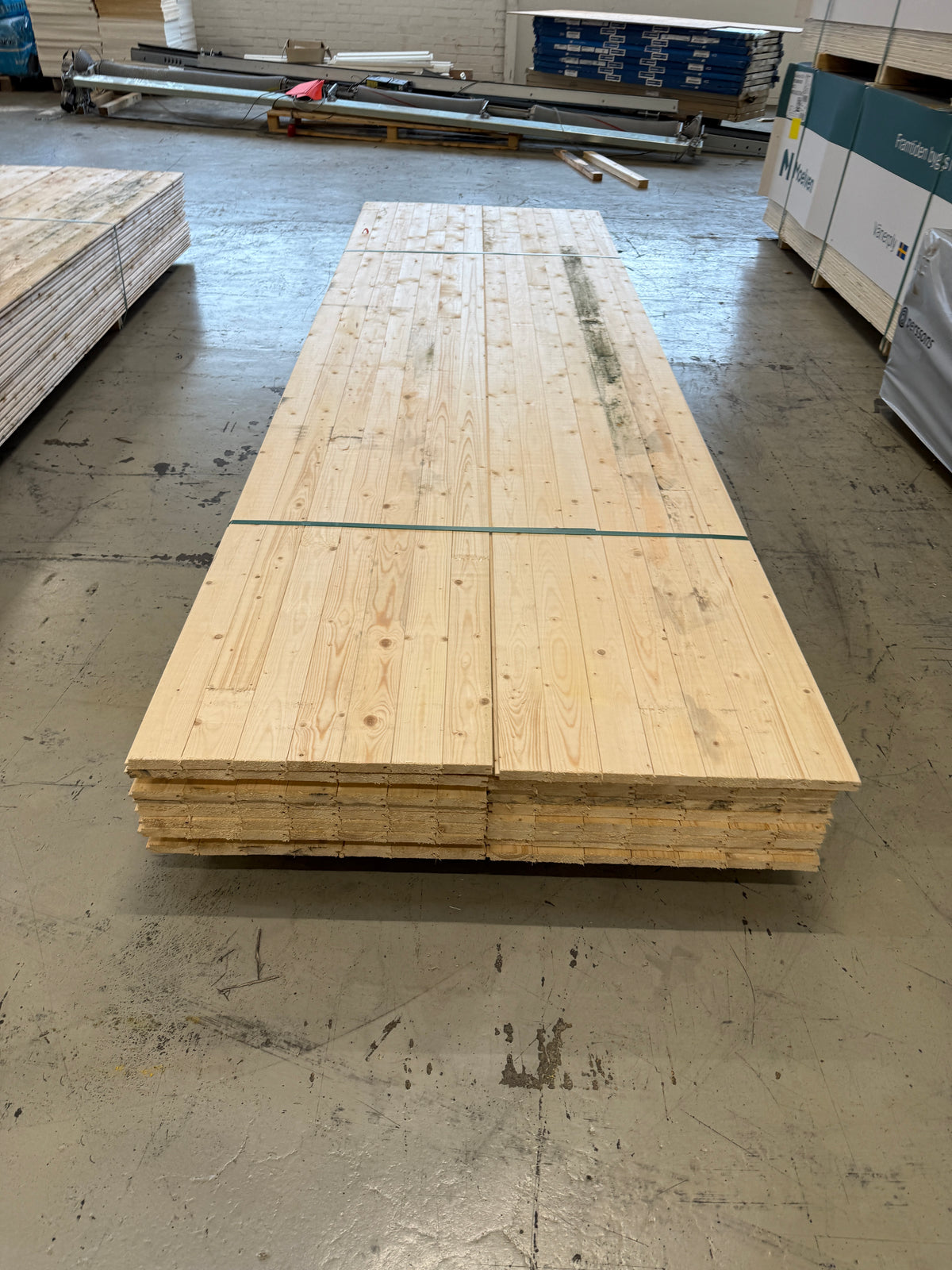 Parti Råspontluckor 20x540x3600mm 22st (Fuktskadat)