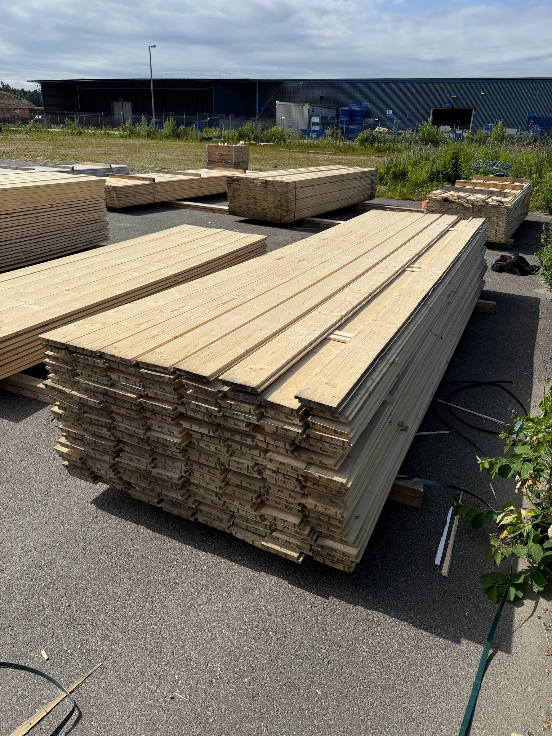 Paket Ytterpanel 22x145mm 4.20m  151st obehandlad