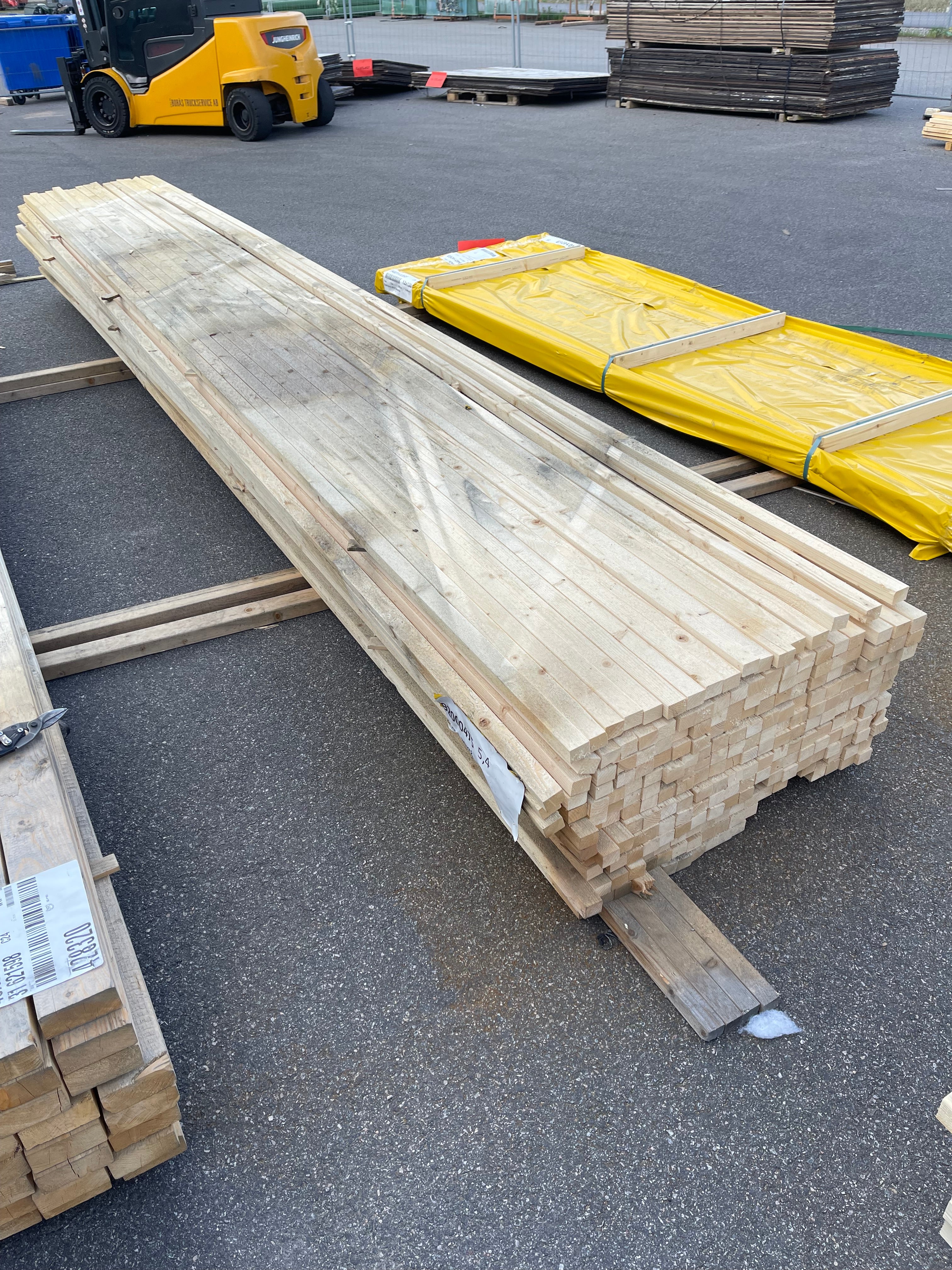 Paket Läkt 30x38 mm – 5,40 m – 256 st – Gran Ohyvlad