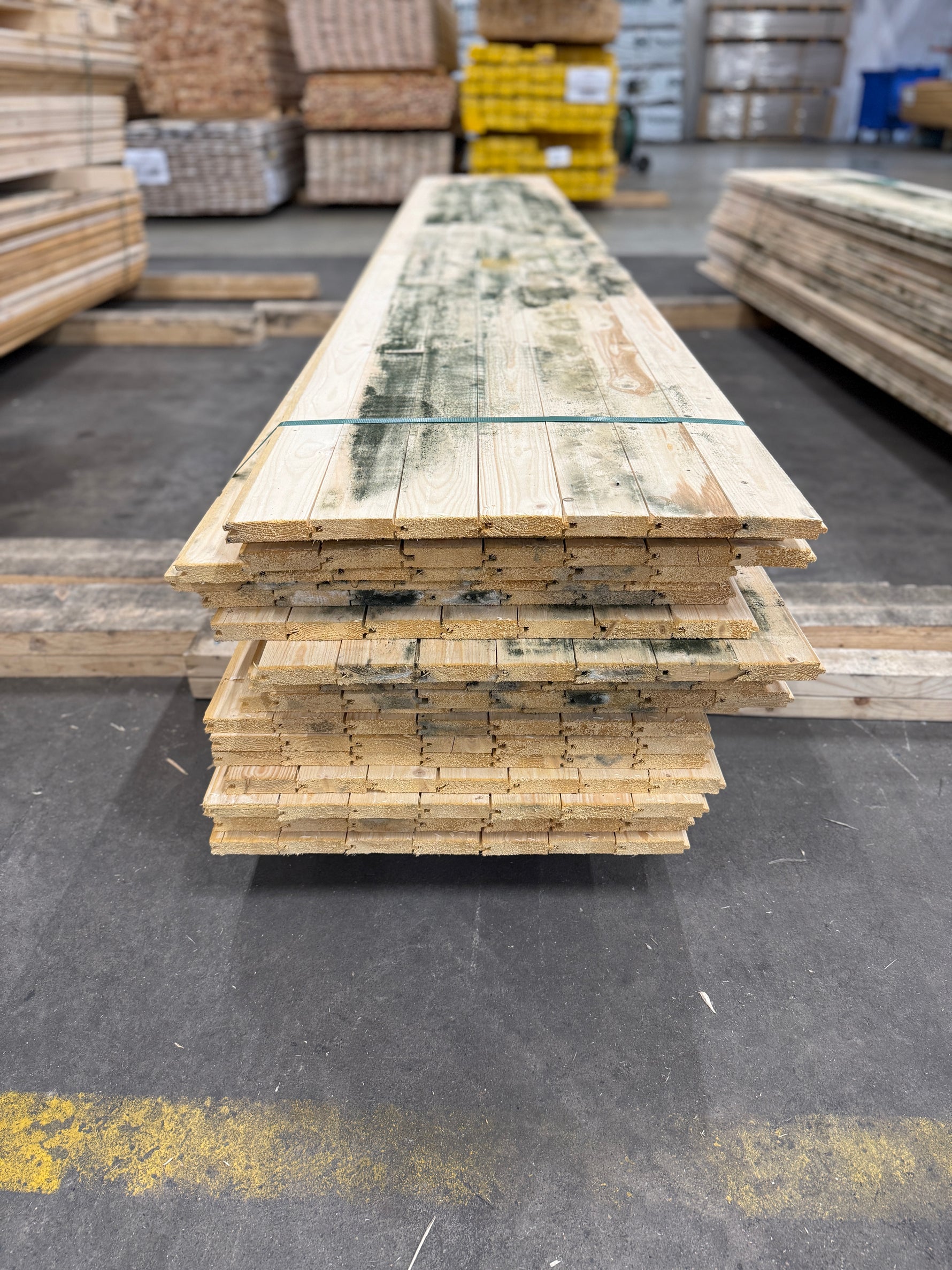 Parti Råspontluckor 20x540x3600mm 20st (Mögelskadat)