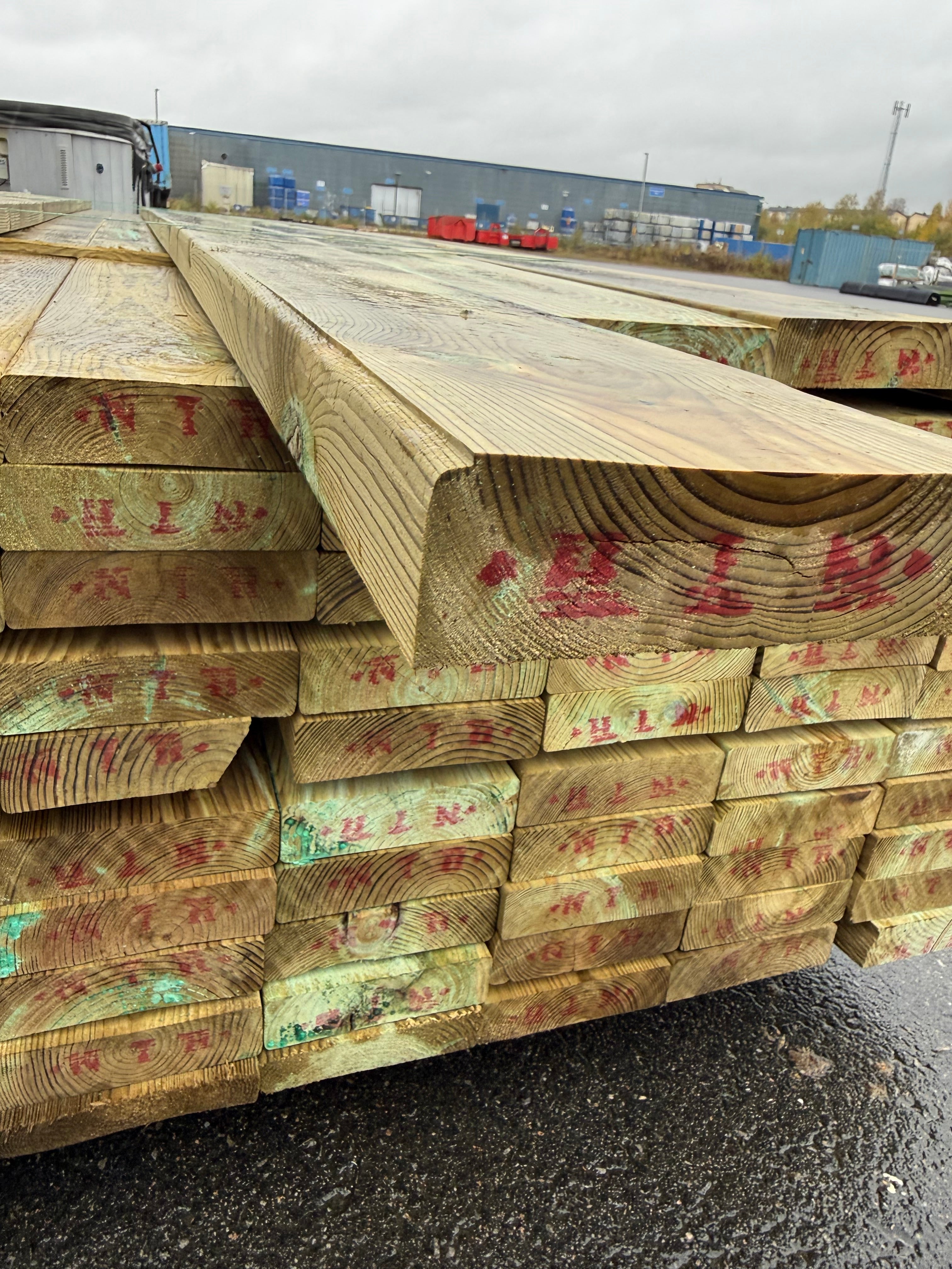 Paket Reglar 38x140mm – 85 st (4,80 m, Tryckimpregnerad Furu)