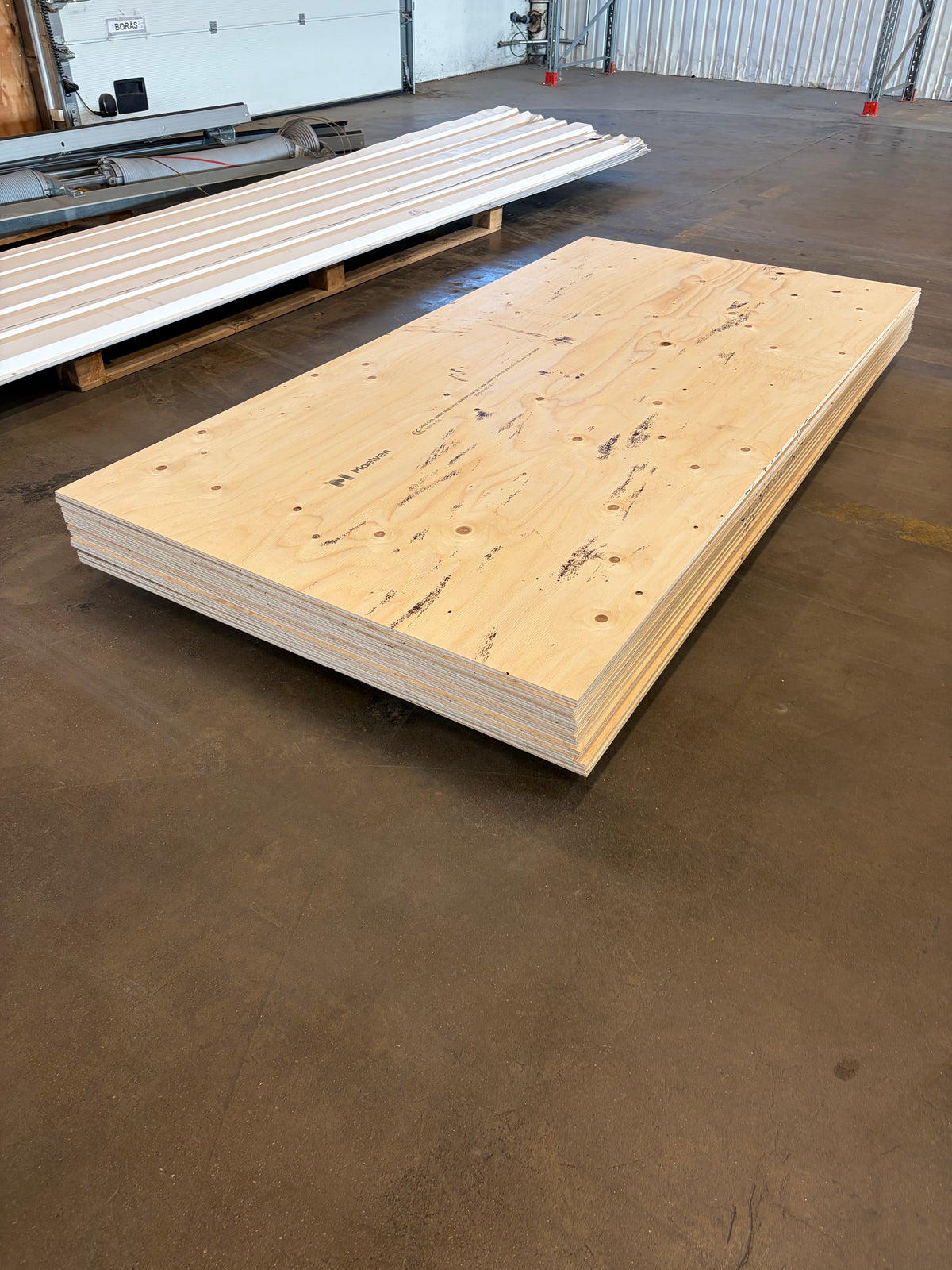 Paket Konstruktionsplywood 12×1200×2400 mm – 12 st