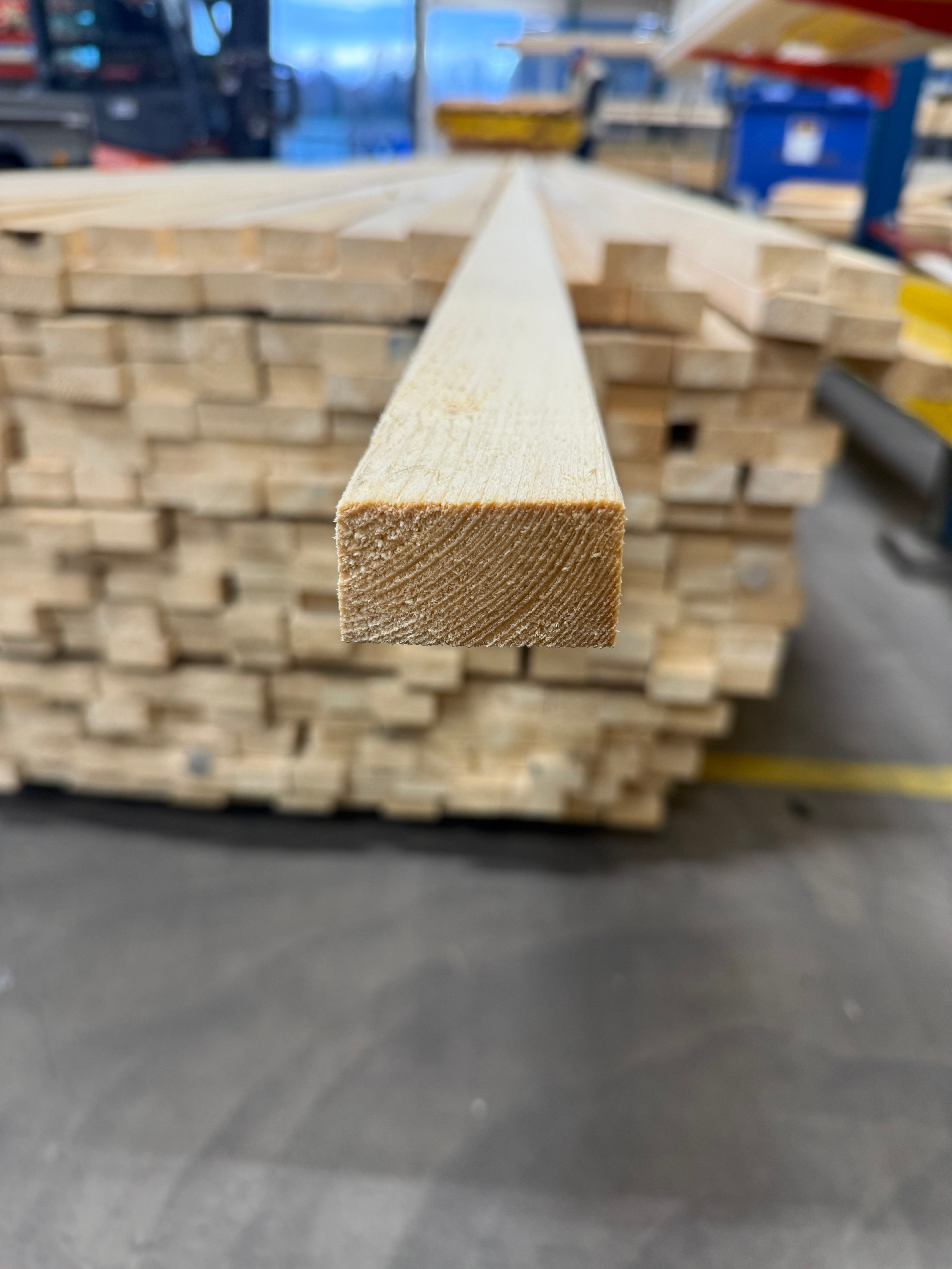 Finsågad Lockläkt 28x52mm 5.40m