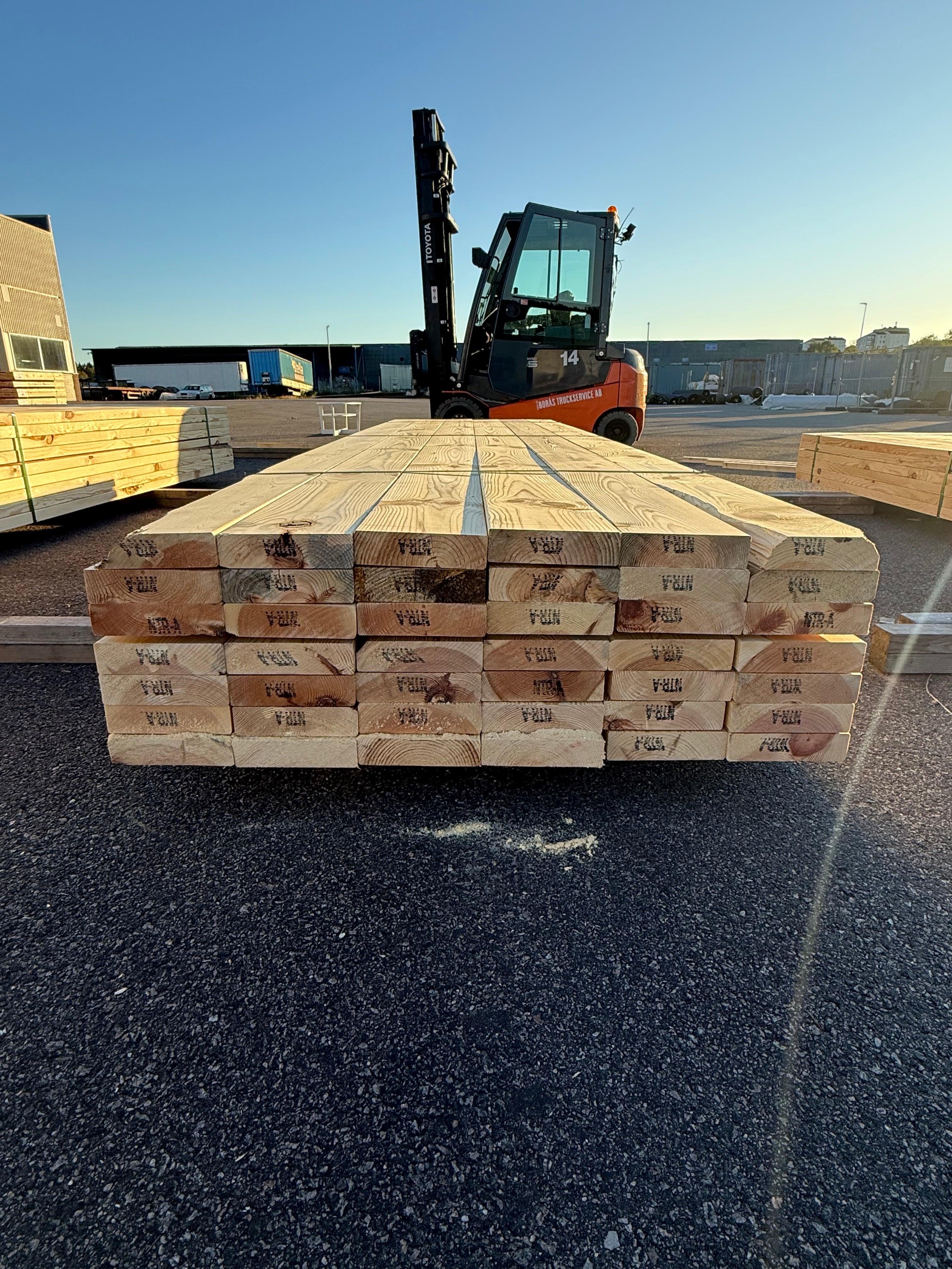 Paket Reglar 45x170 – 42 st (3,90 m, furu)