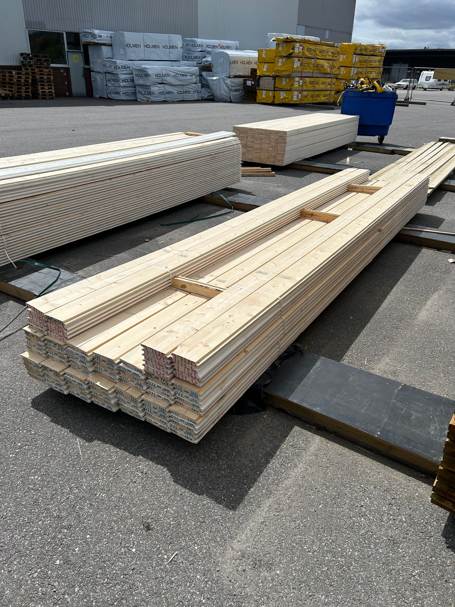 Paket Ytterpanel Dubbelfas Halvspont 22x145mm 4,80m 90st Grundmålad