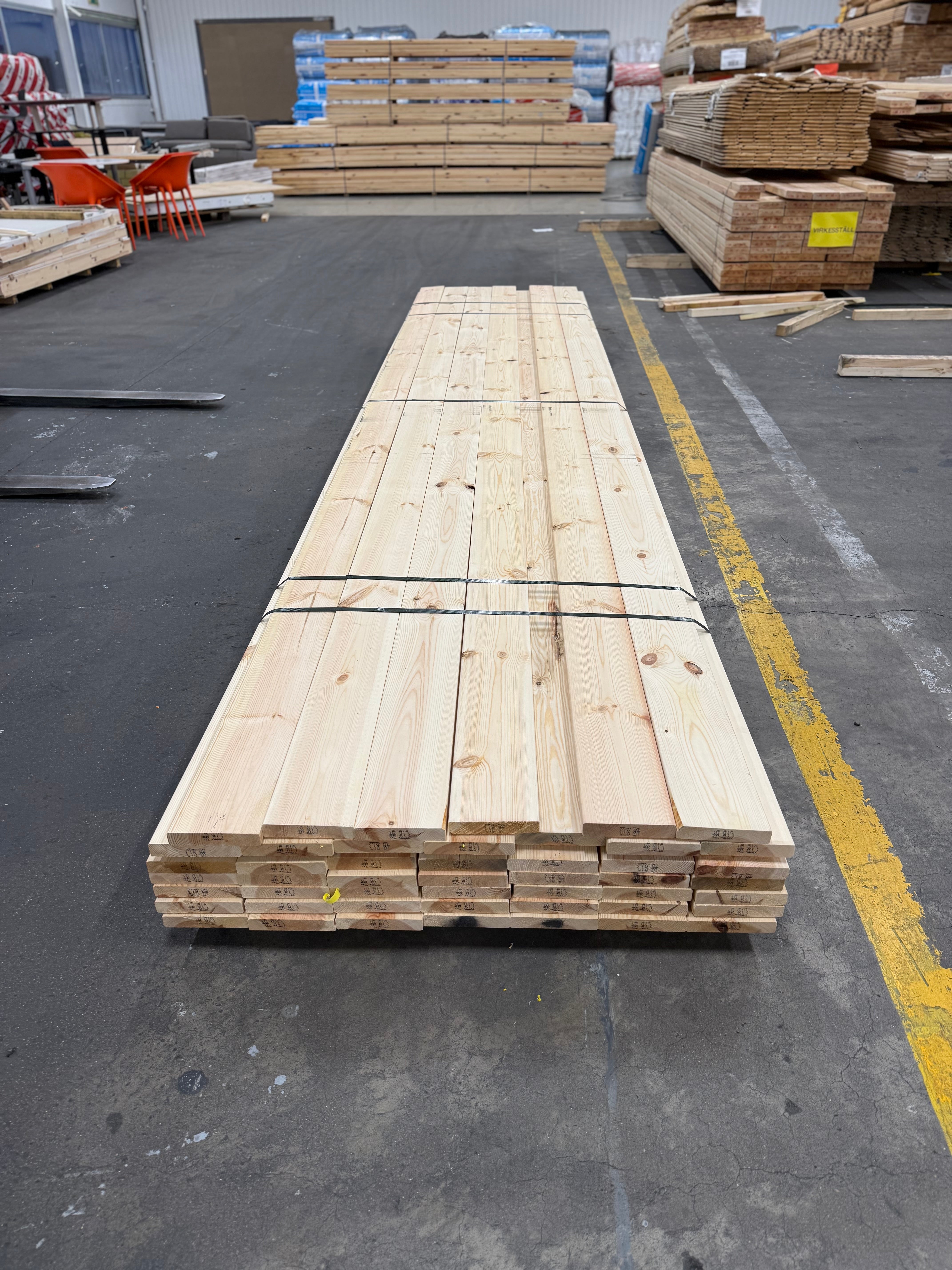 Paket Hyvlade Brädor 27x145mm 4.80m- 48st (Furu) B- sortering