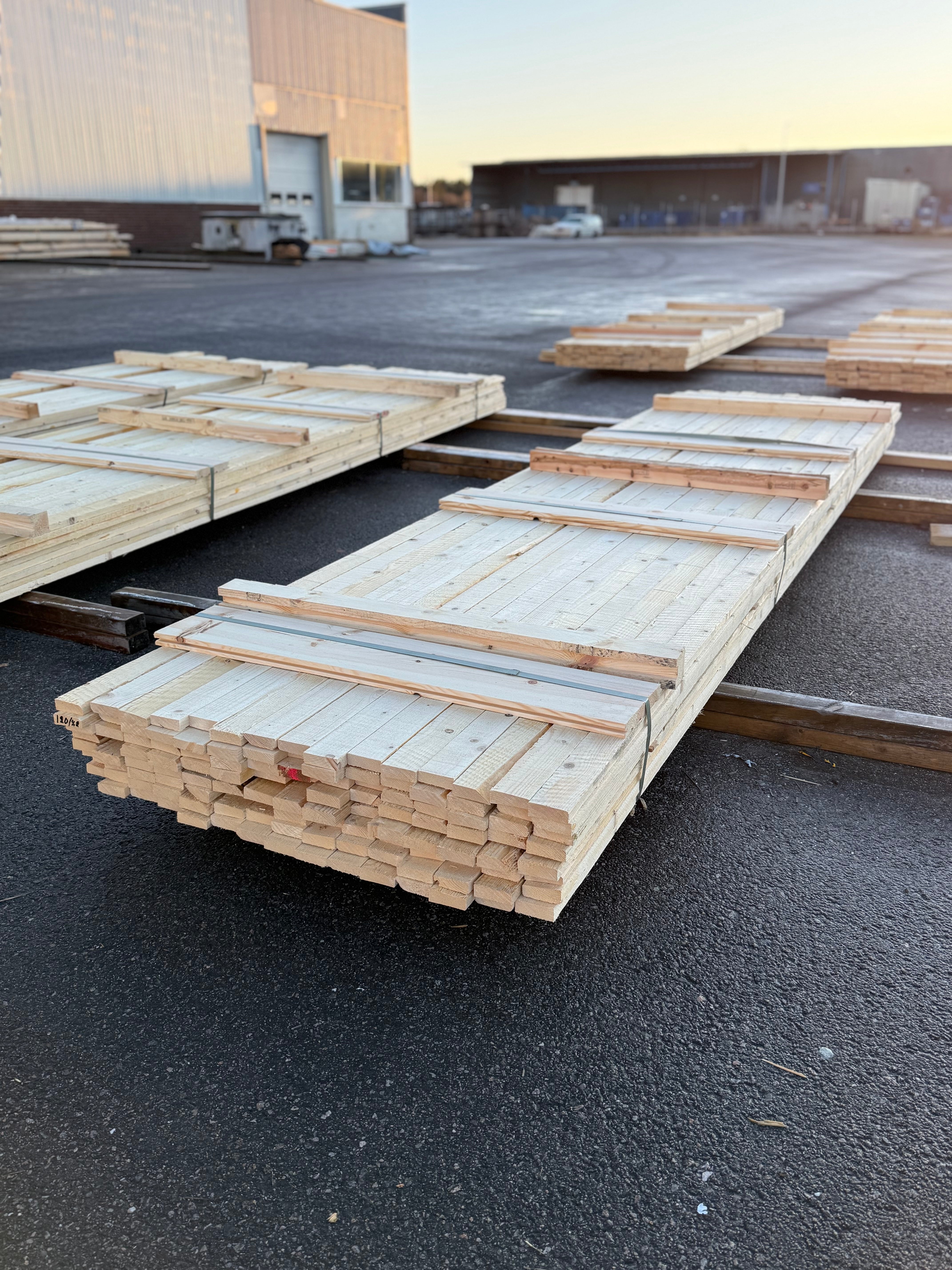 Paket Brädor 19x63mm – 120 st (4,20 m, gran, ohyvlad/råsågad)