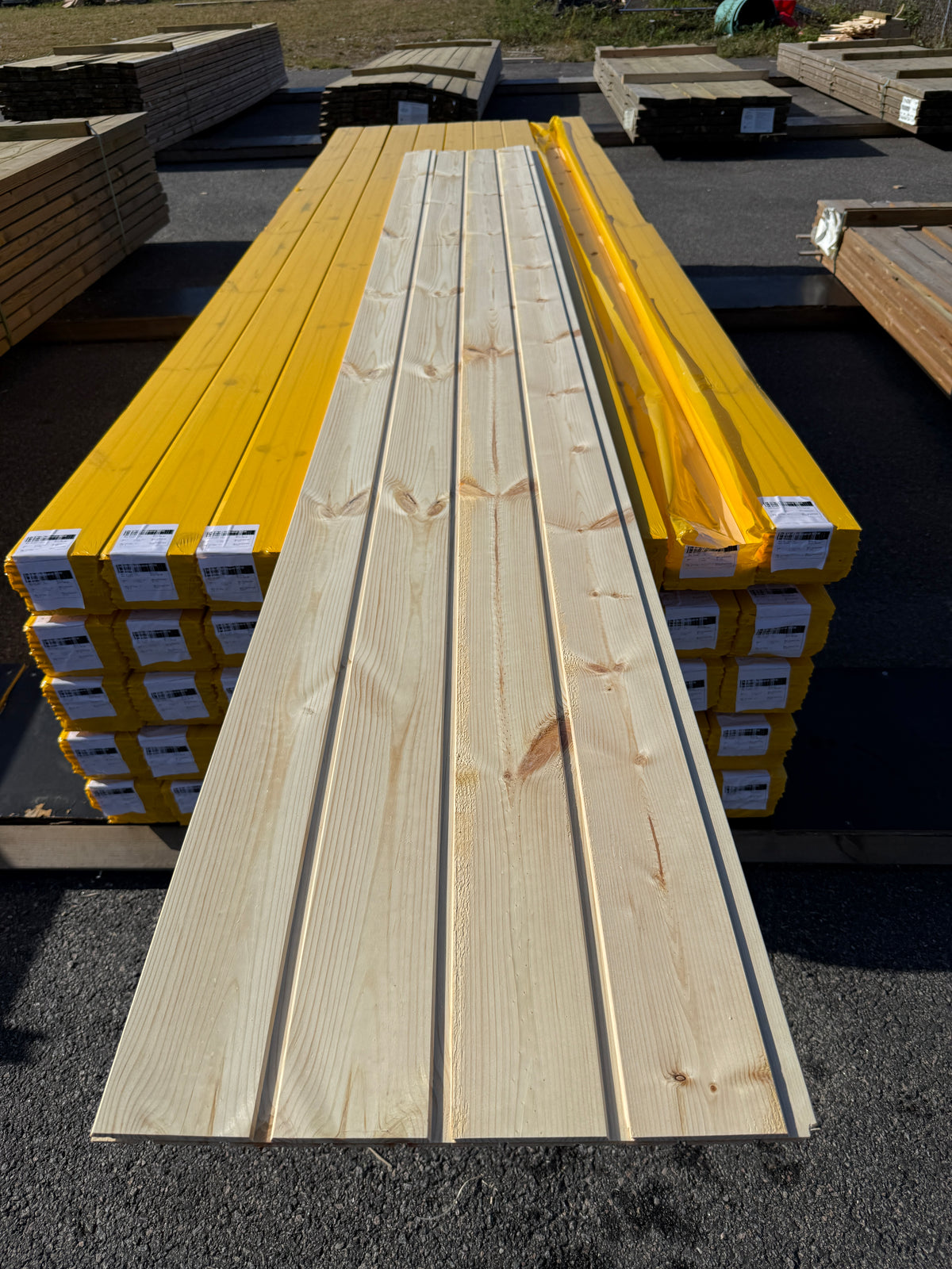 Parti Spårpanel 13x120mm 3,58m Furu – 141,7 kvm