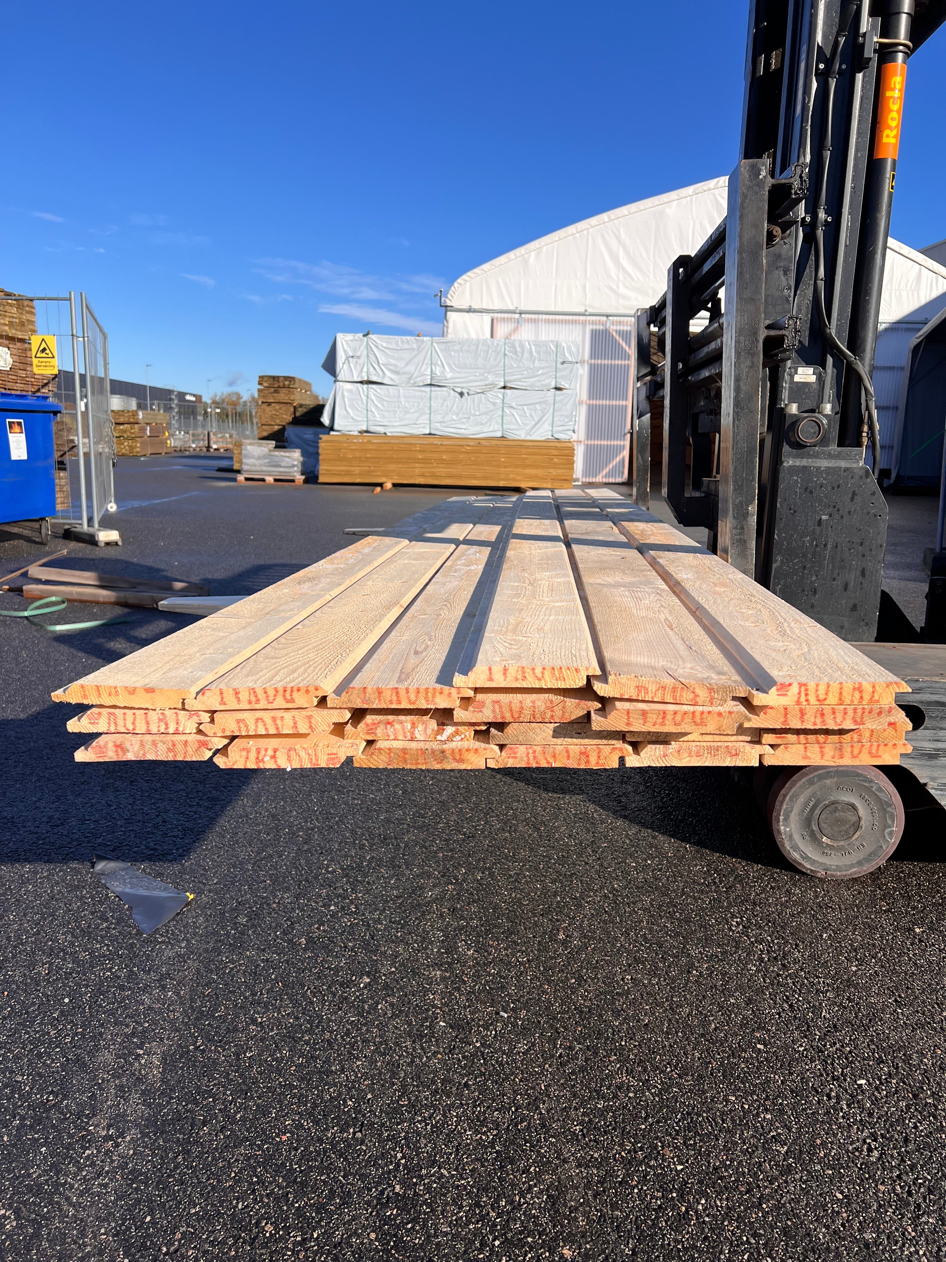 Paket dubbelfas halvspont 22x145mm, 21st 4,20m (Fuktskadat)