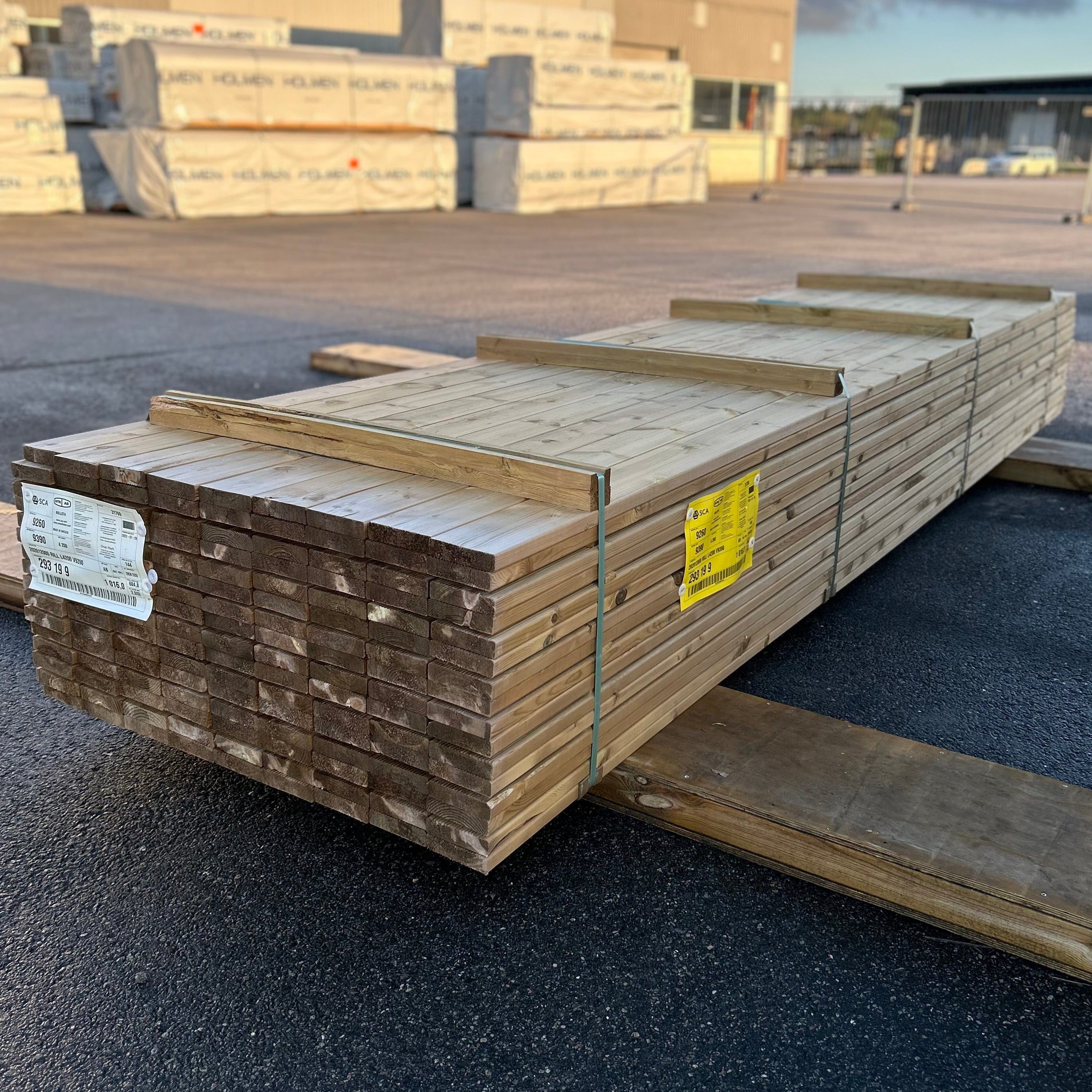 Paket Tryckimpregnerad Rillad Trall 28x120mm, 144st 4.20m