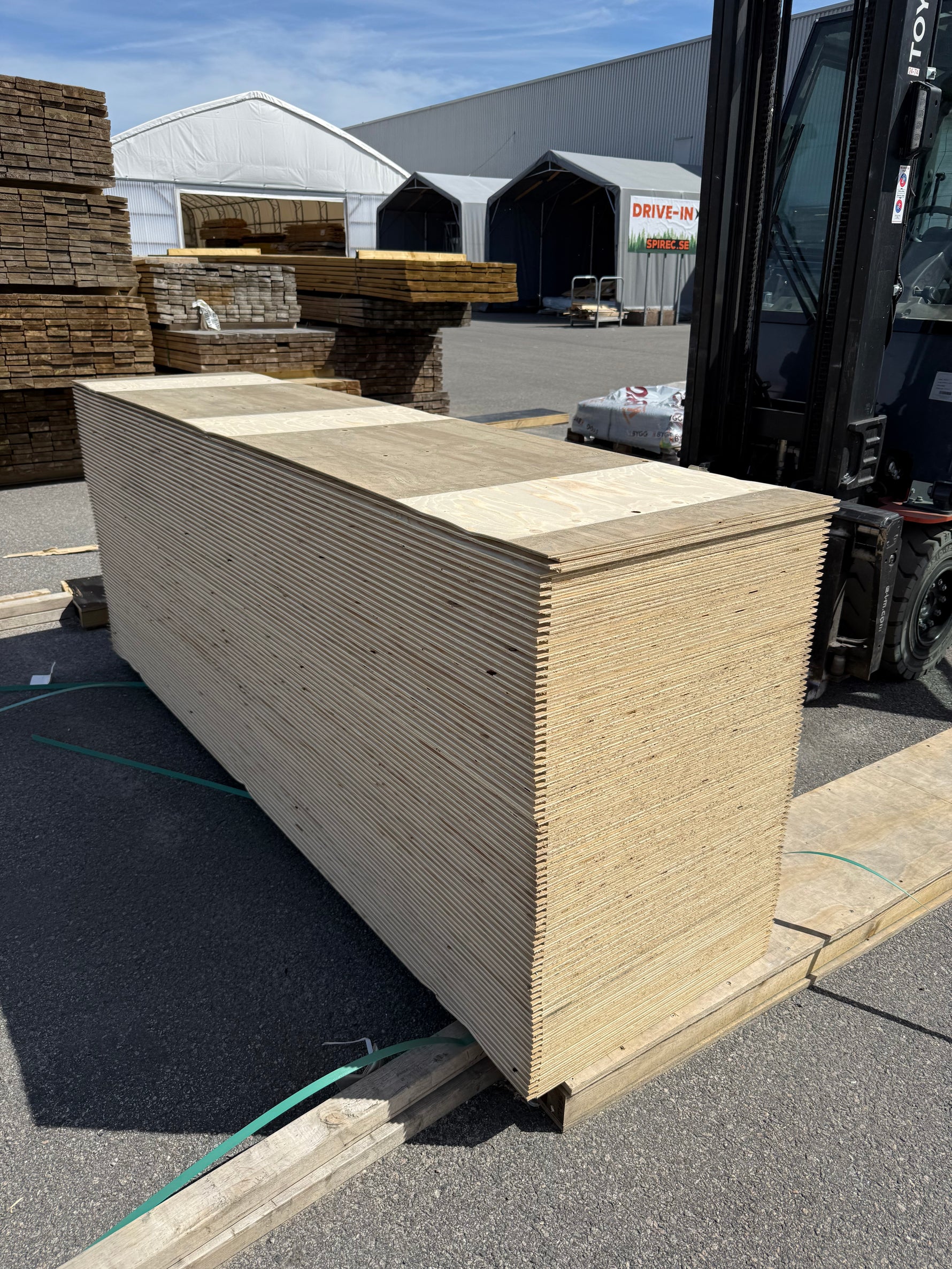 Parti WISA Wall Ergo Plywoodskivor 12mm (598x2400mm)