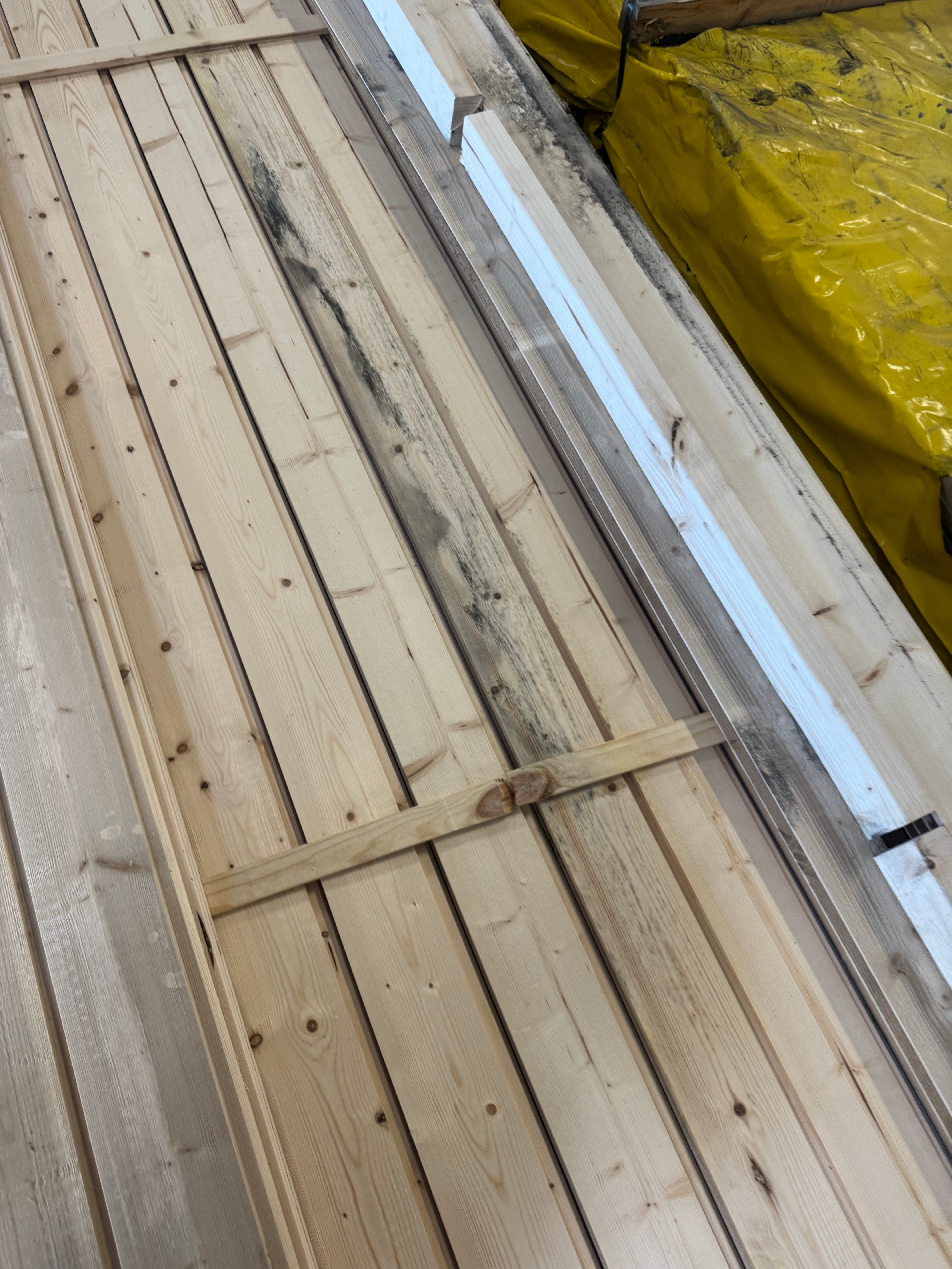 Paket Ytterpanel Falspanel med droppkant 22x120 4,8m