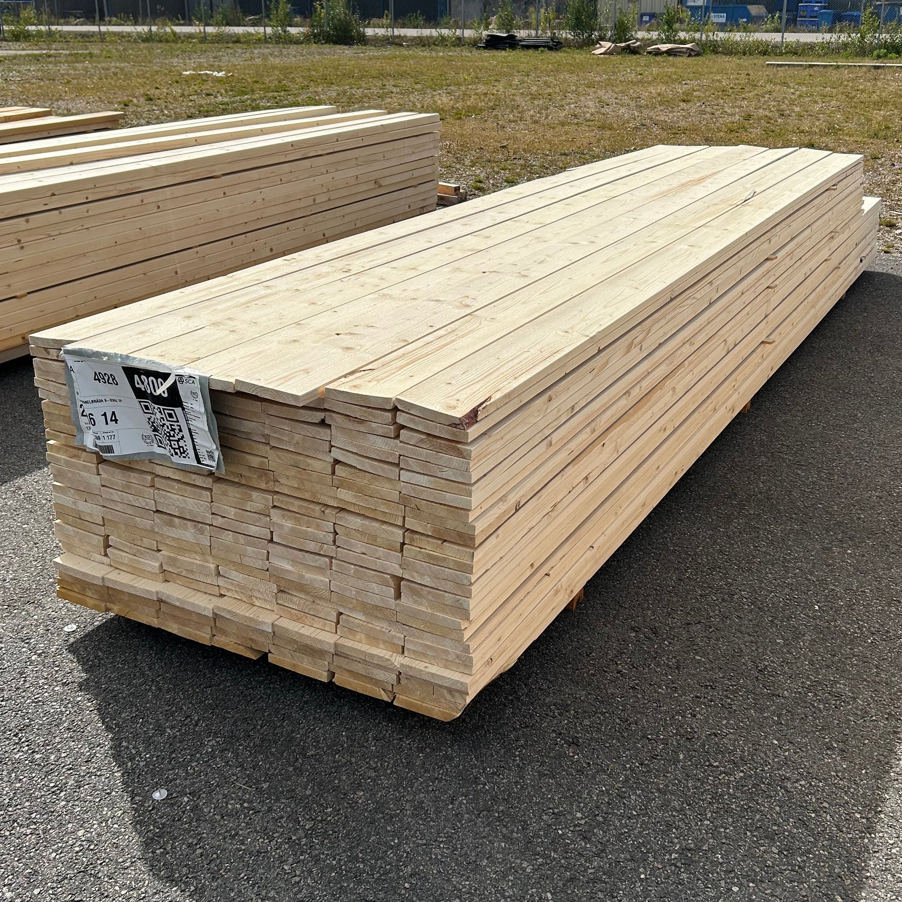 Parti Finsågade Brädor 22x145 mm – 4,20–4,80 m (Andra sortering)