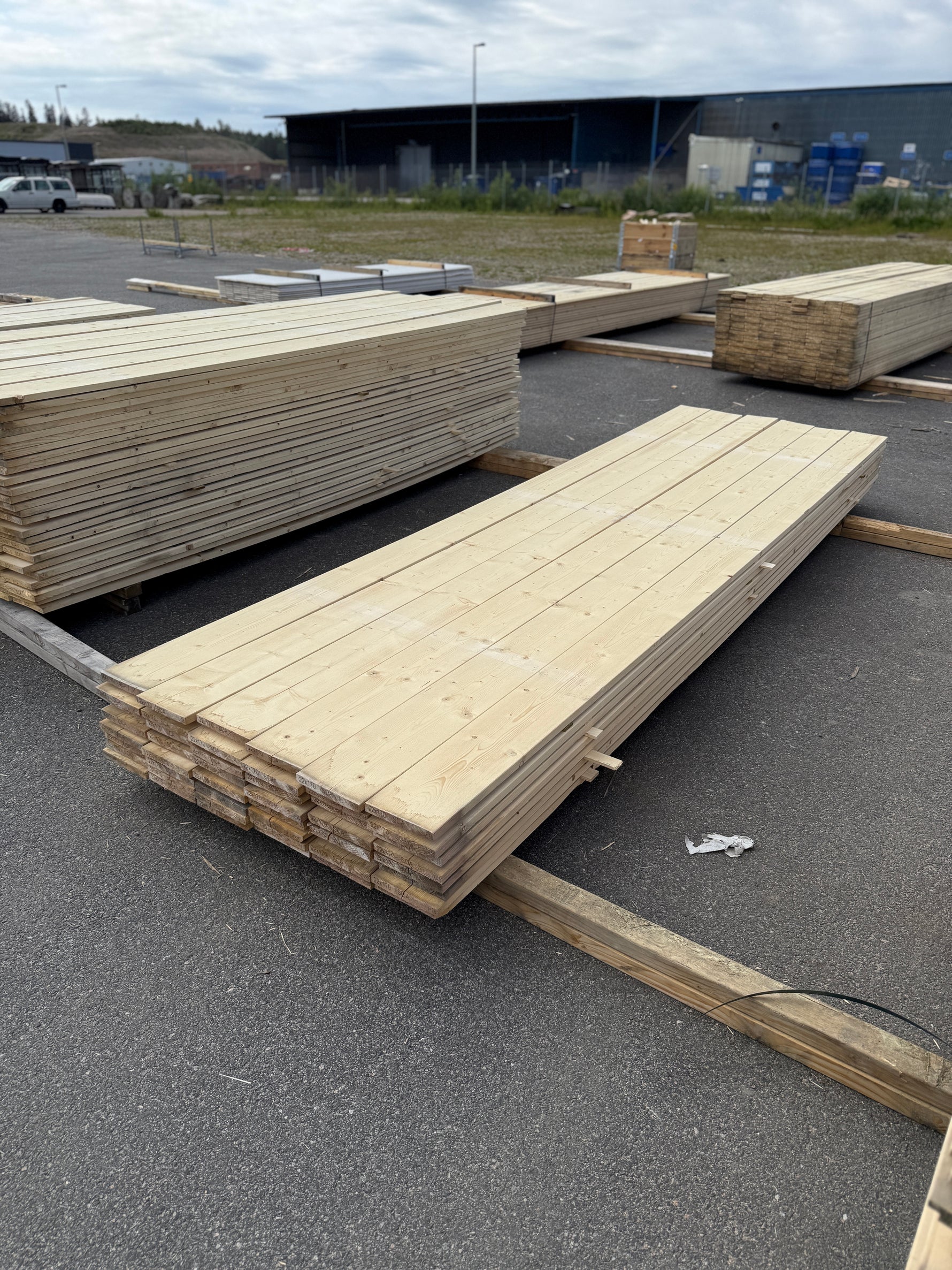 Paket Finsågade Brädor 22x170mm  3.60m 48st