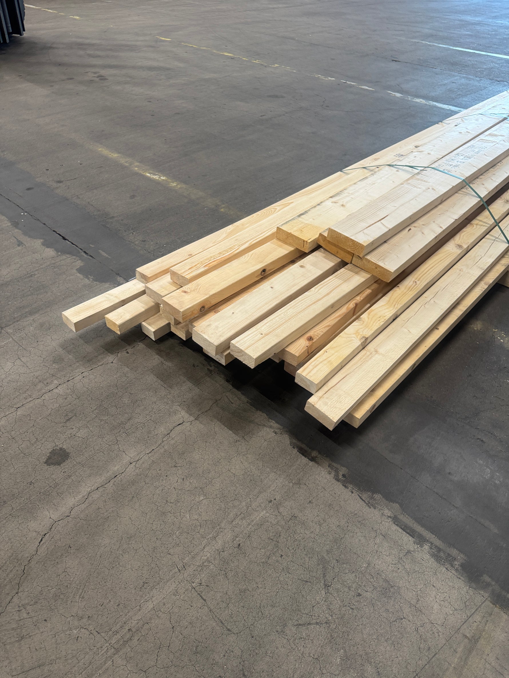 Paket Utsorterat Virke – Blandade dimensioner och längder