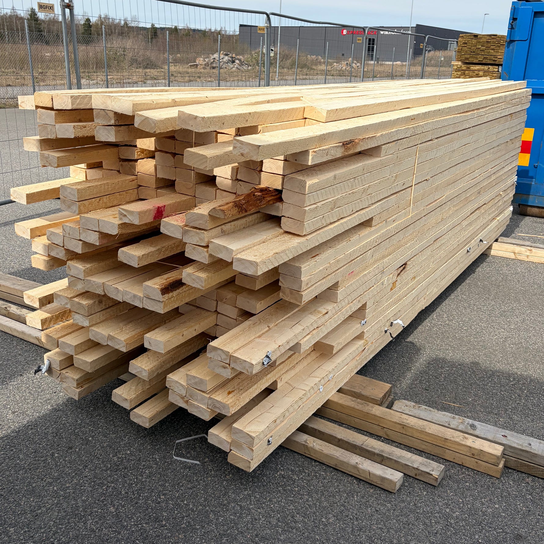 Paket Ohyvlade Reglar 45x90mm, 287st (2,7–3,9m)