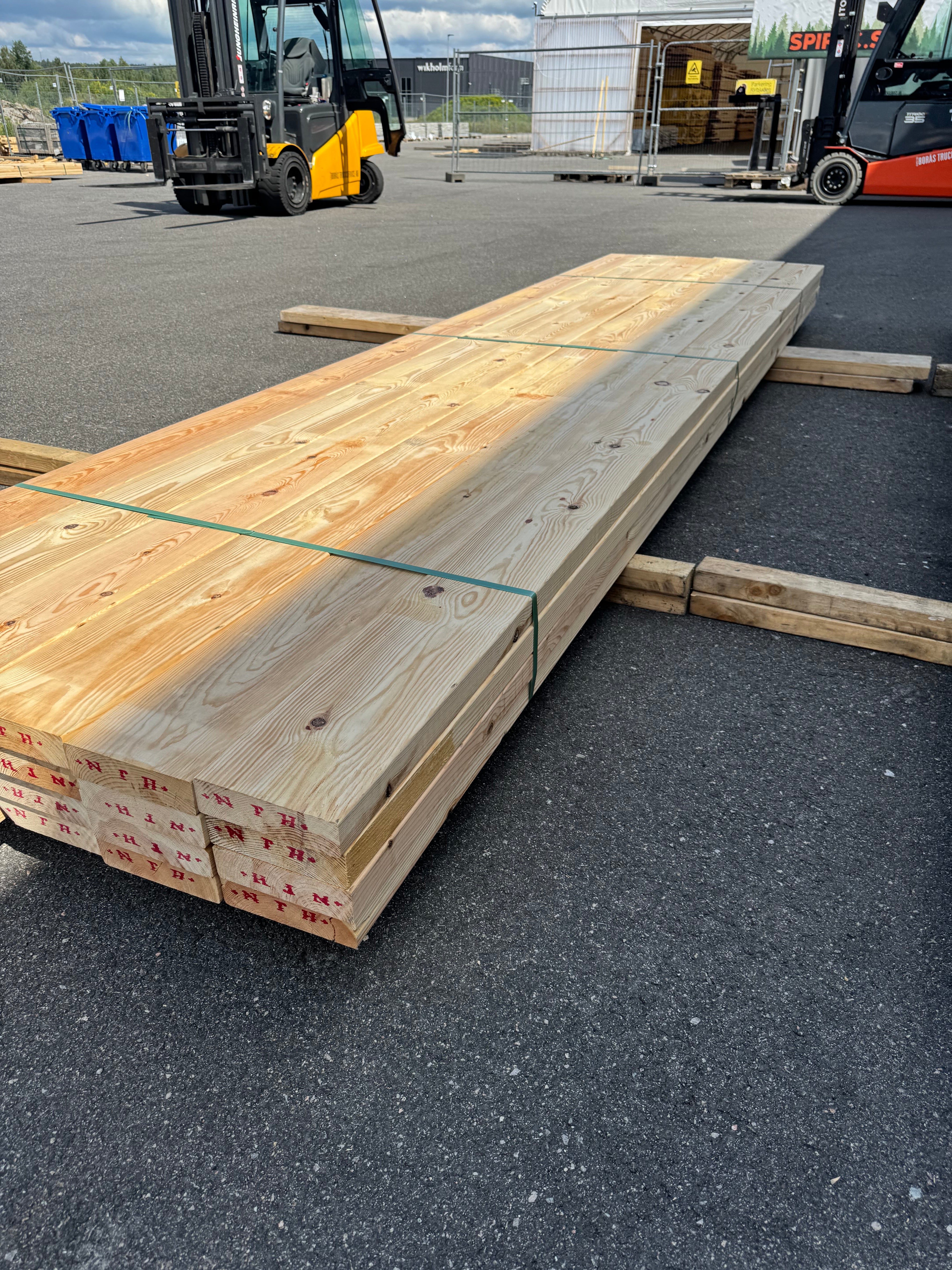 Paket Reglar 45x170 – 24 st (4,20 m, furu)