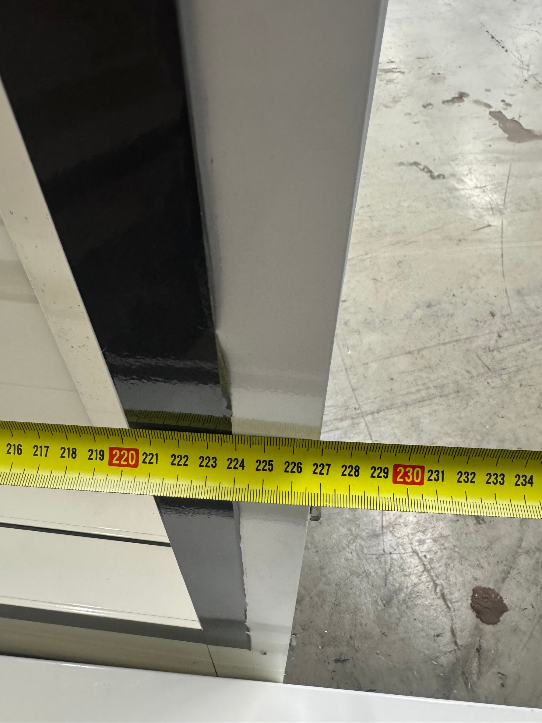 2 st Entréskjutparti – Besam (ASSA Abloy) - Spirec
