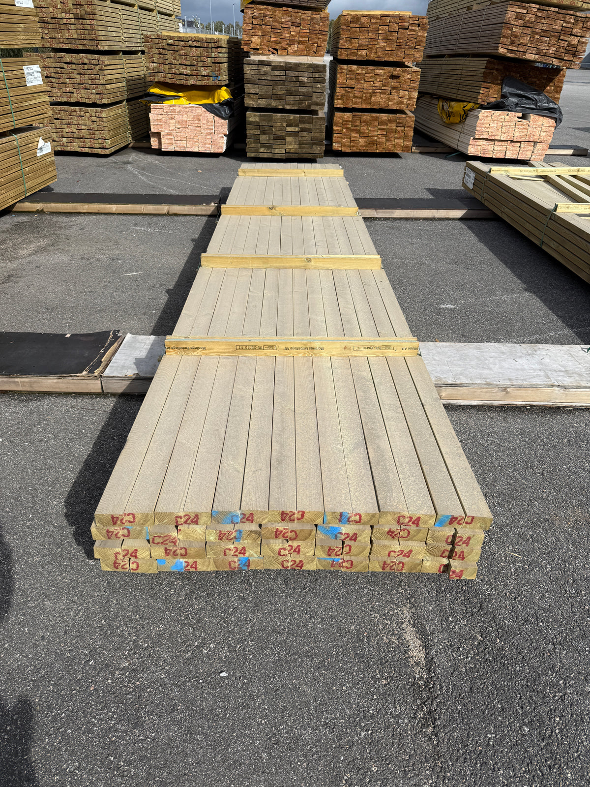 Paket Tryckimpregnerade Reglar 45x70mm, 56st 5,40m