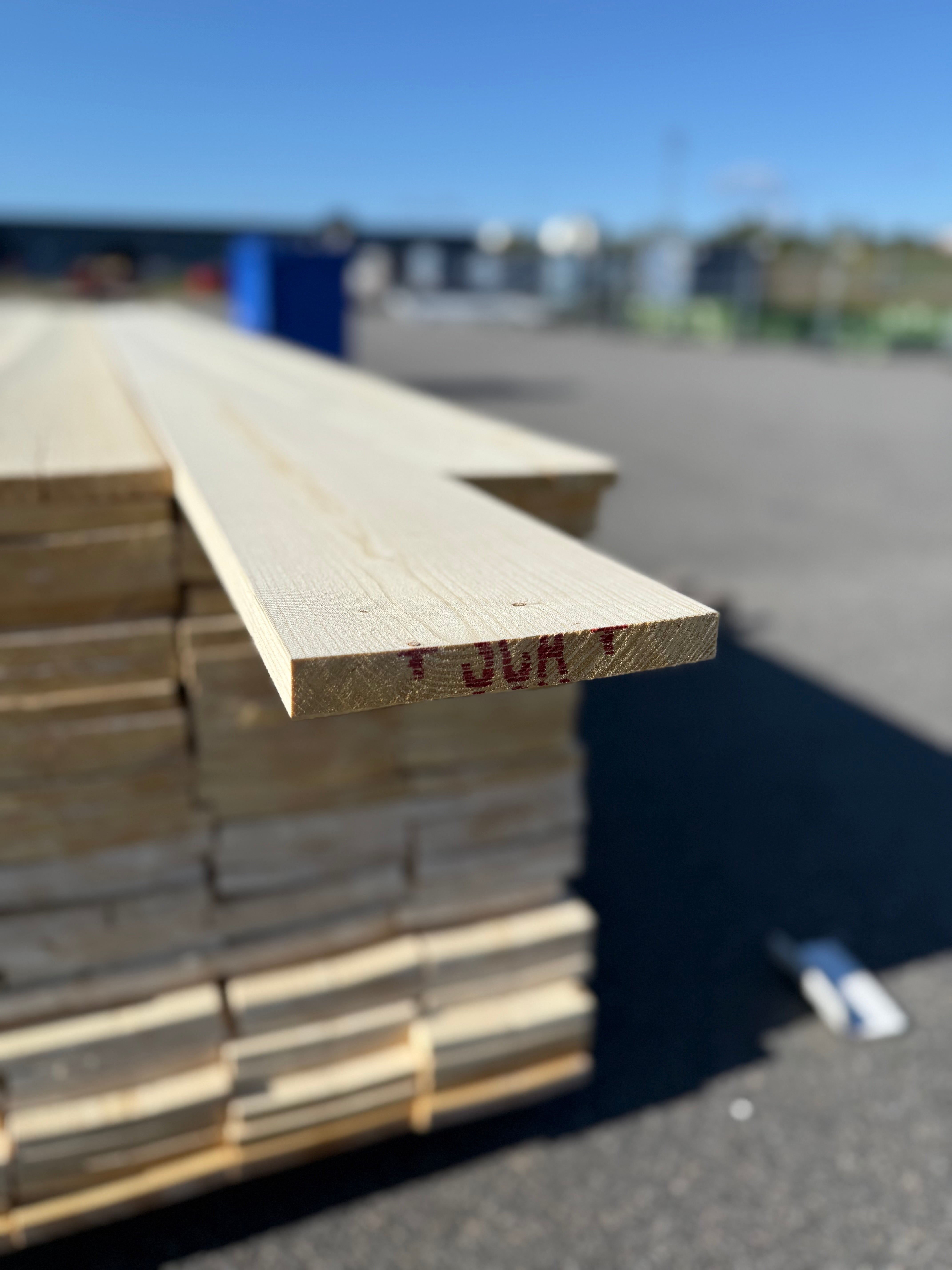 Finsågad Panel 22x170mm – Andra sortering
