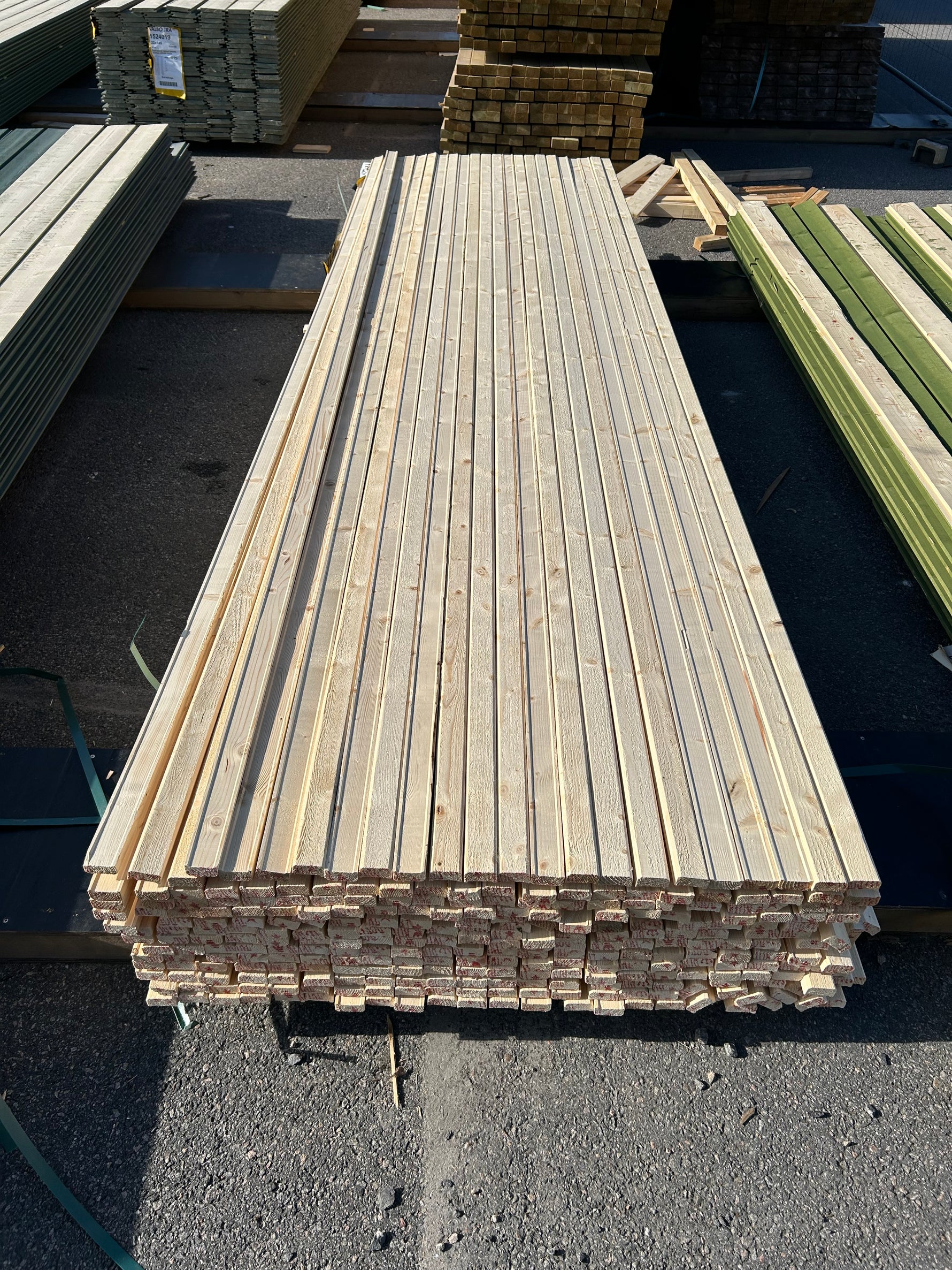 Paket Lockläkt 22x45mm 3.60m 286st Obehandlad