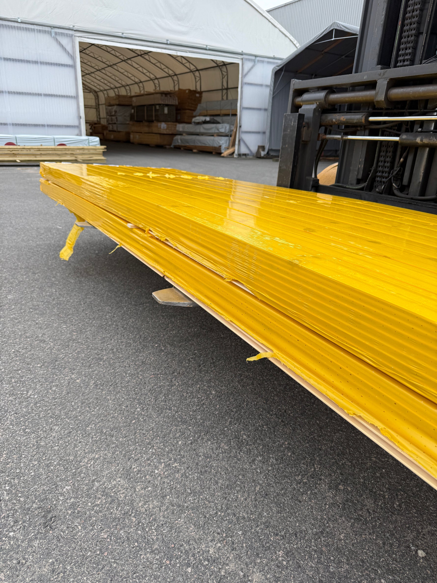 Paket Spårpanel 13x120 mm – Furu 3.90-4.50m 63,75kvm (Sekunda)