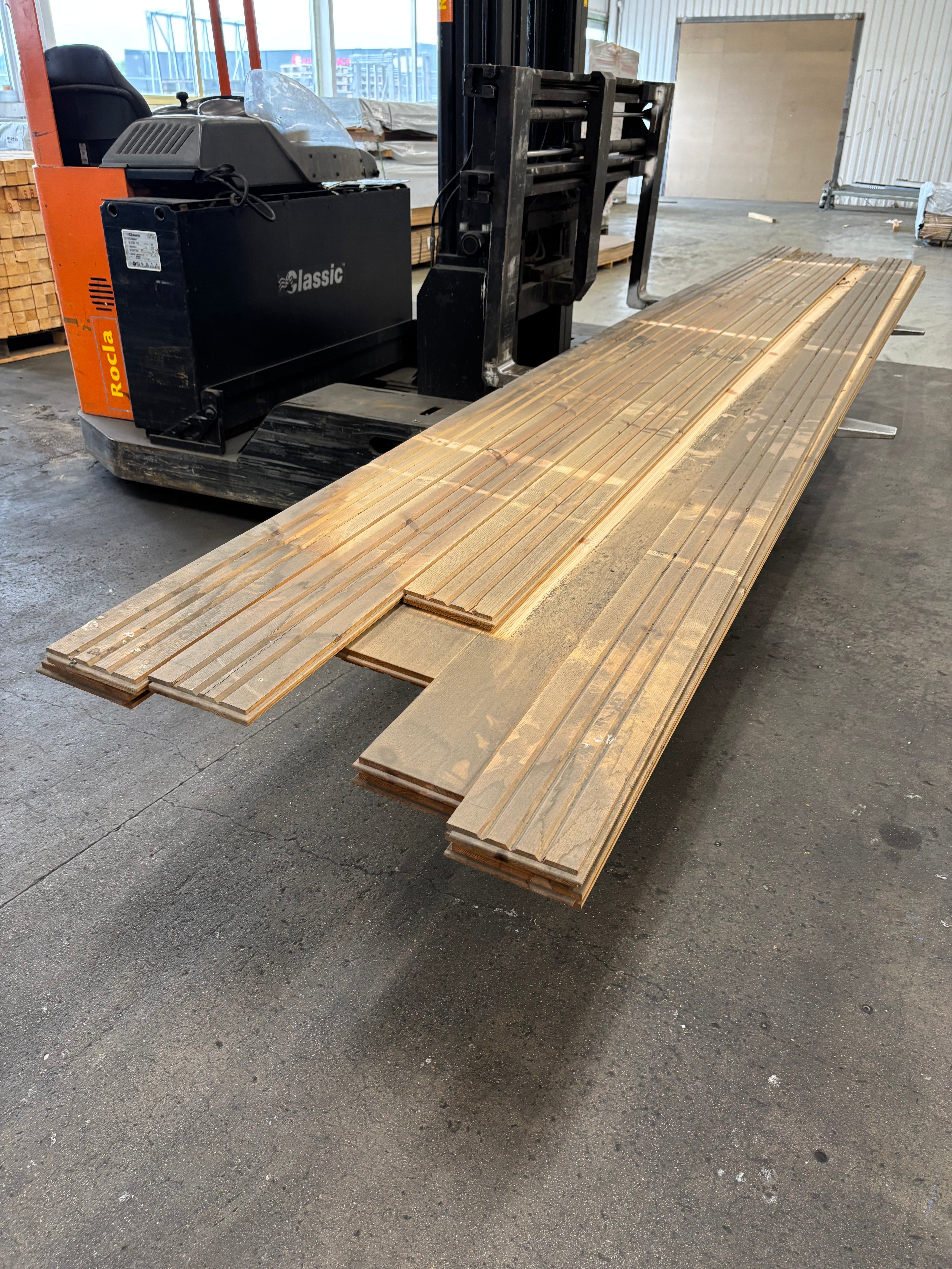 Parti Golv 25x160mm – (4,50–5,10m) 14st