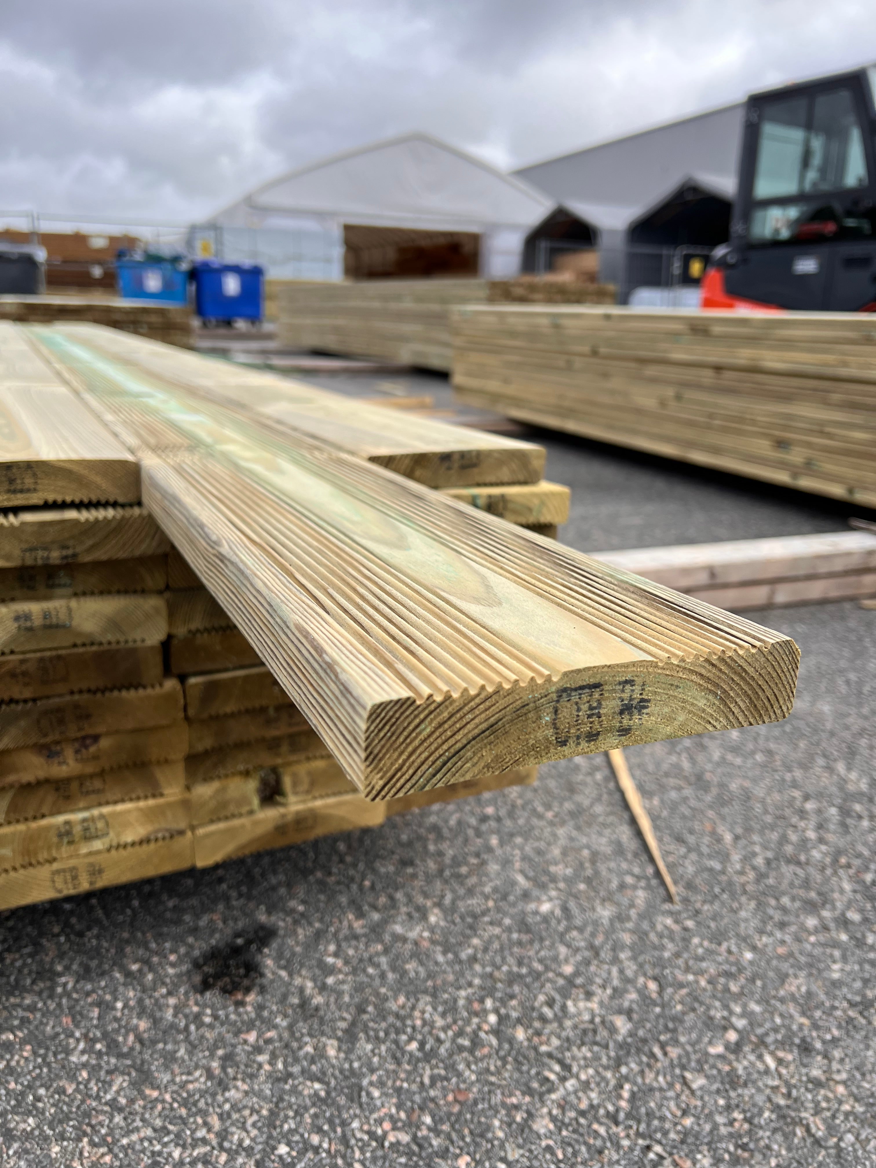 Paket Tryckimpregnerad Trall 27x145 Rillad 70st, 3.60m (B-Sortering)