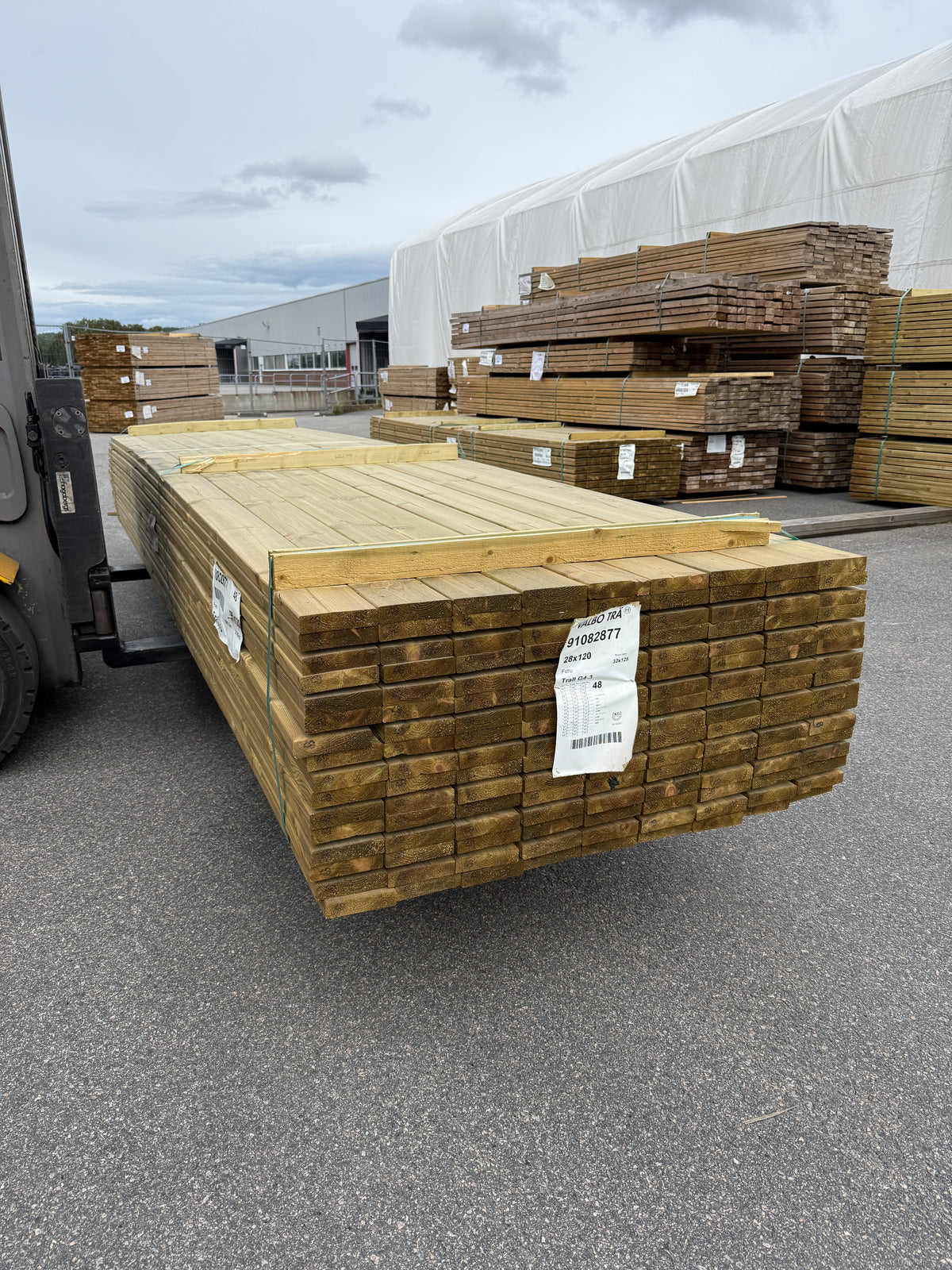 Paket Tryckimpregnerad Trall 28x120 mm – 4,80 m 144st (G4-3)